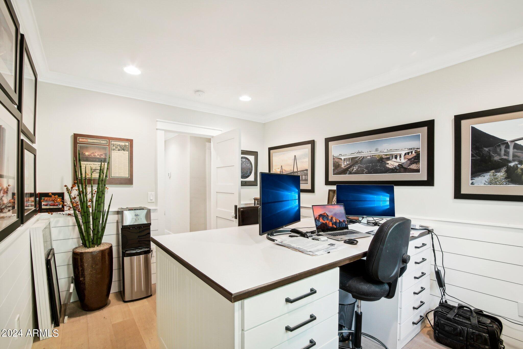 6332 E CALLE DEL PAISANO