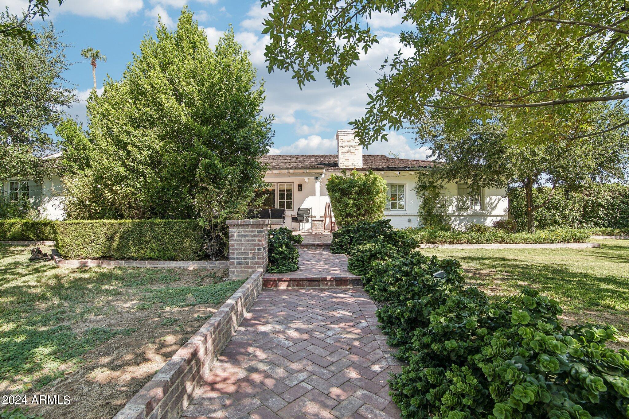 6332 E CALLE DEL PAISANO