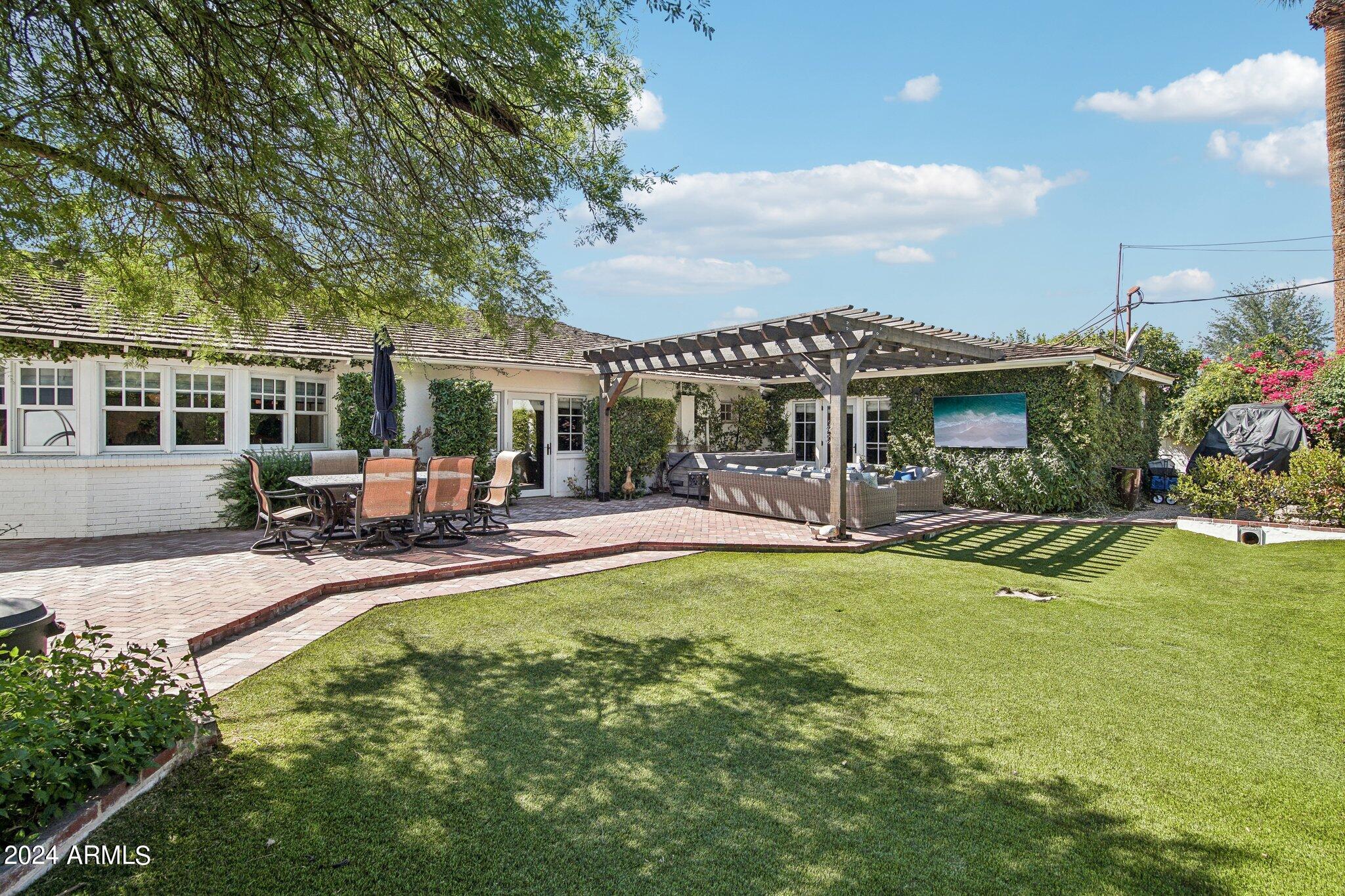 6332 E CALLE DEL PAISANO