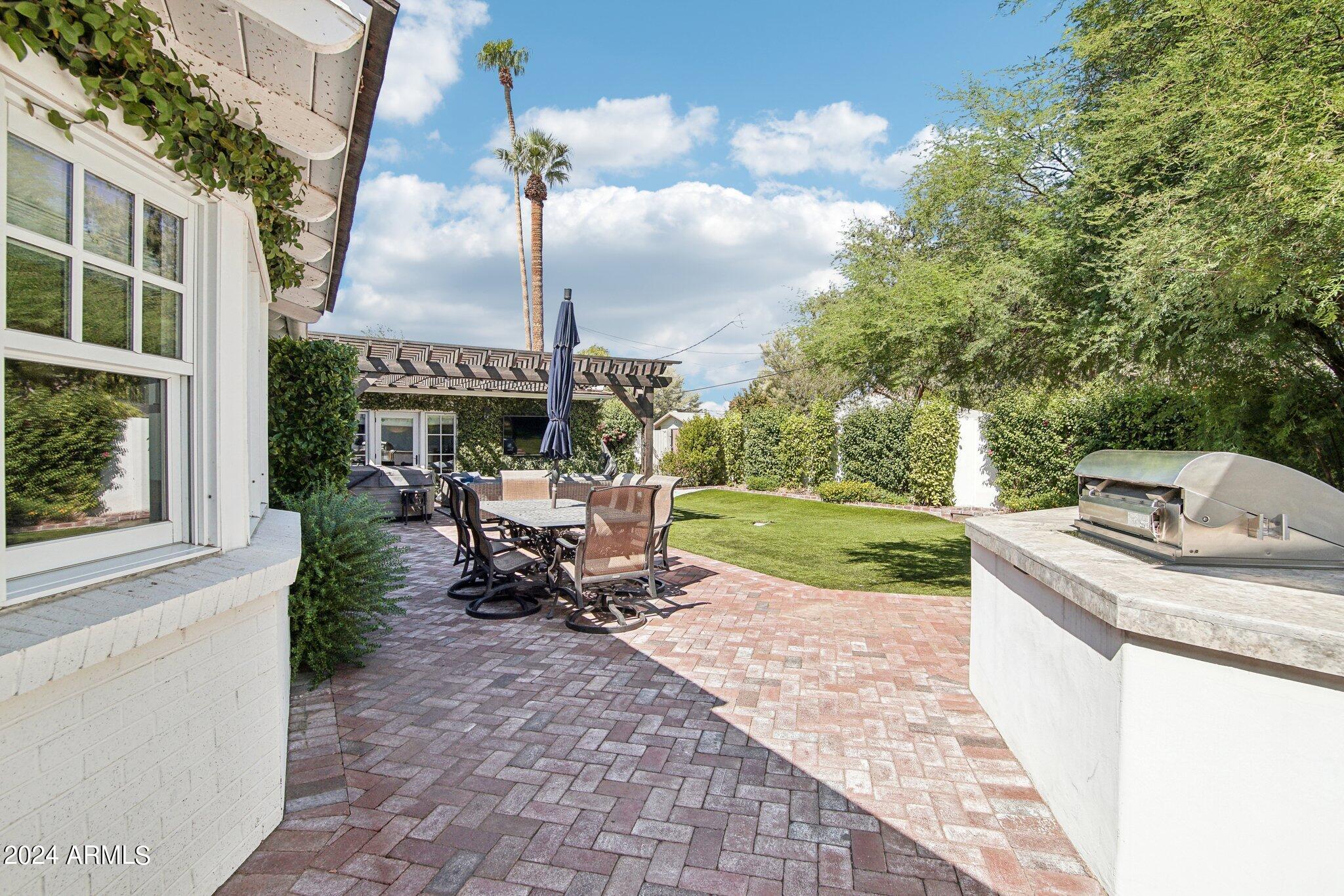 6332 E CALLE DEL PAISANO