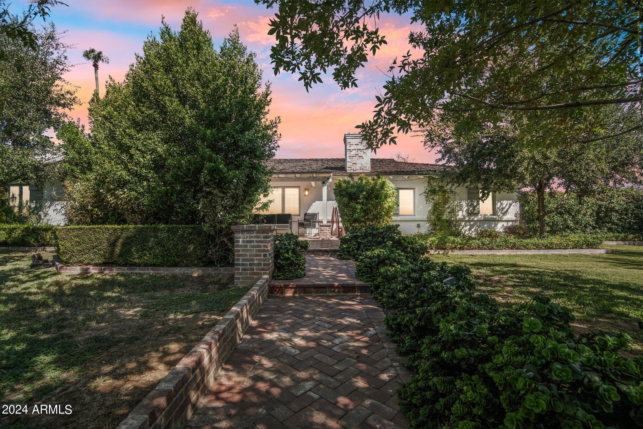 6332 E CALLE DEL PAISANO