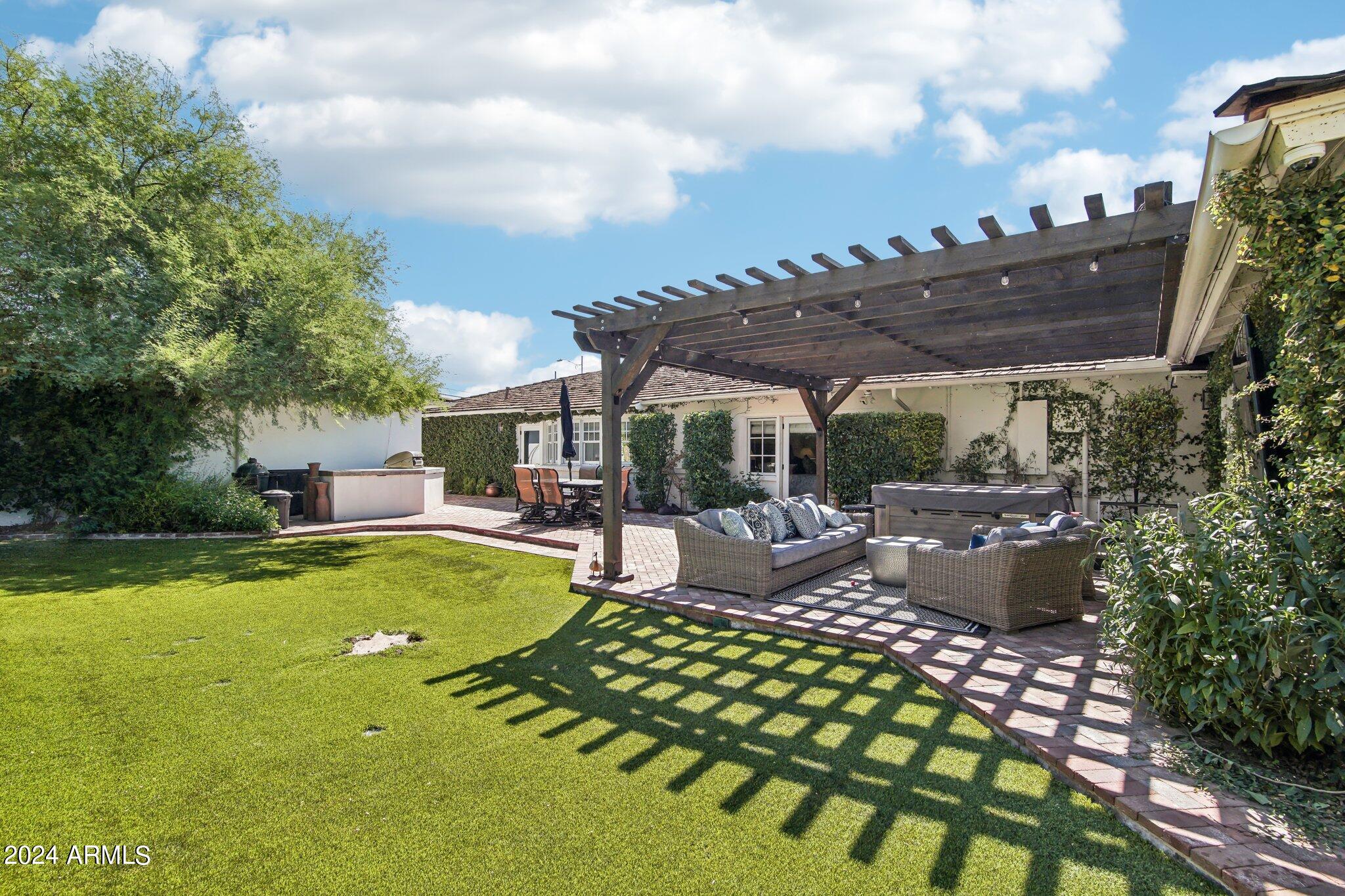 6332 E CALLE DEL PAISANO
