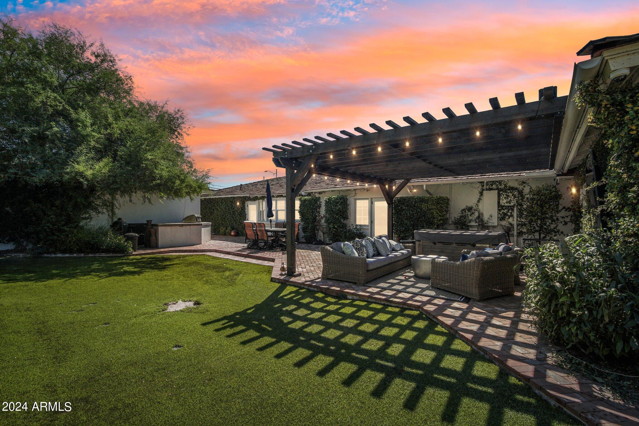 6332 E CALLE DEL PAISANO