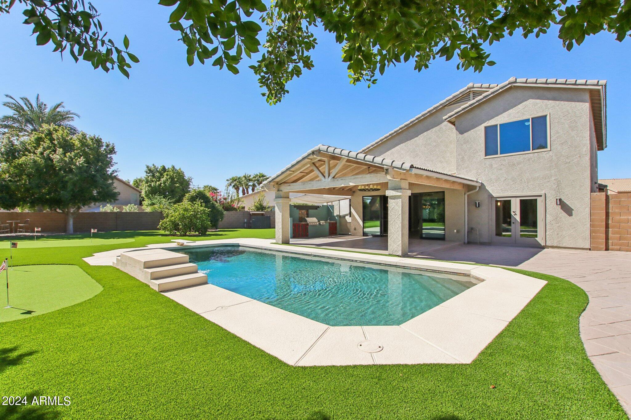 333 W JADE Court
