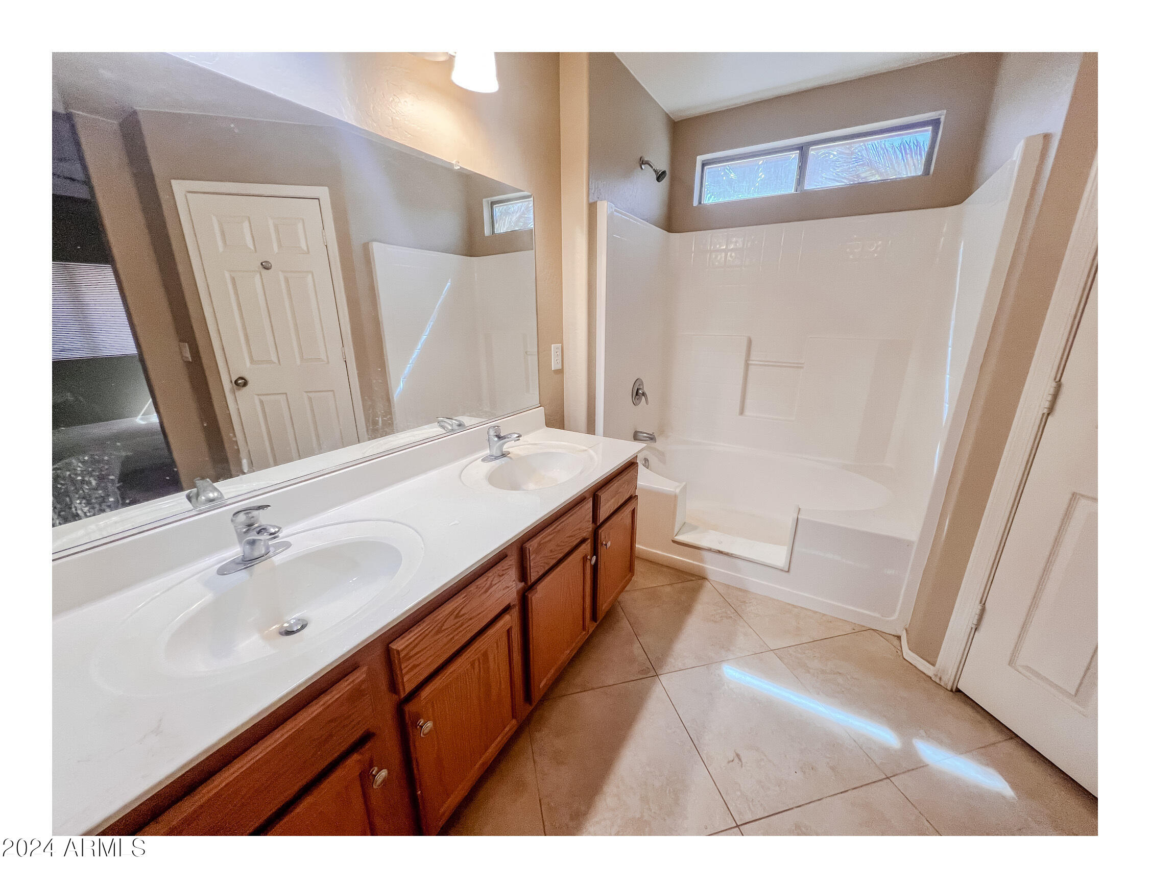 36521 W SANTA MARIA Street