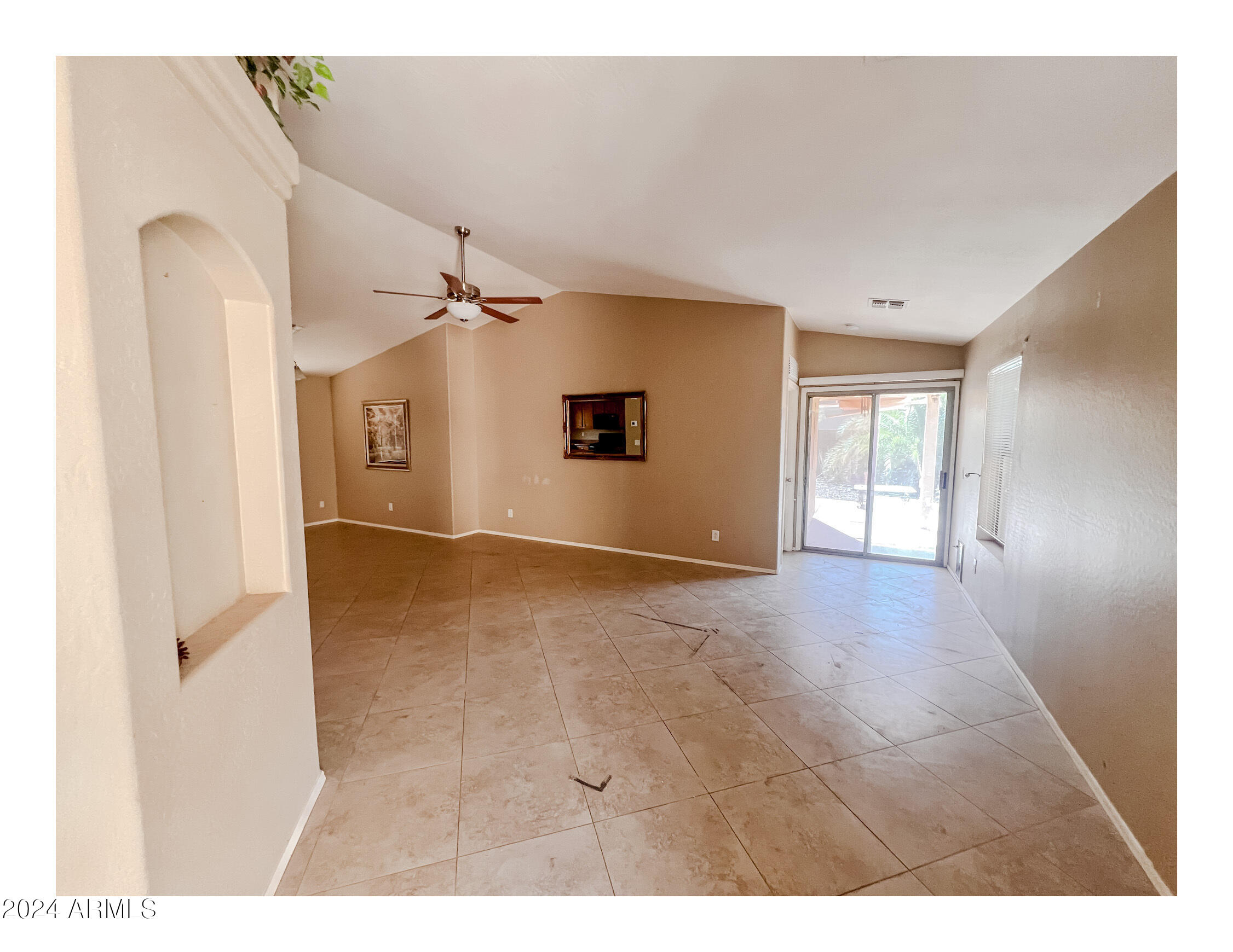 36521 W SANTA MARIA Street