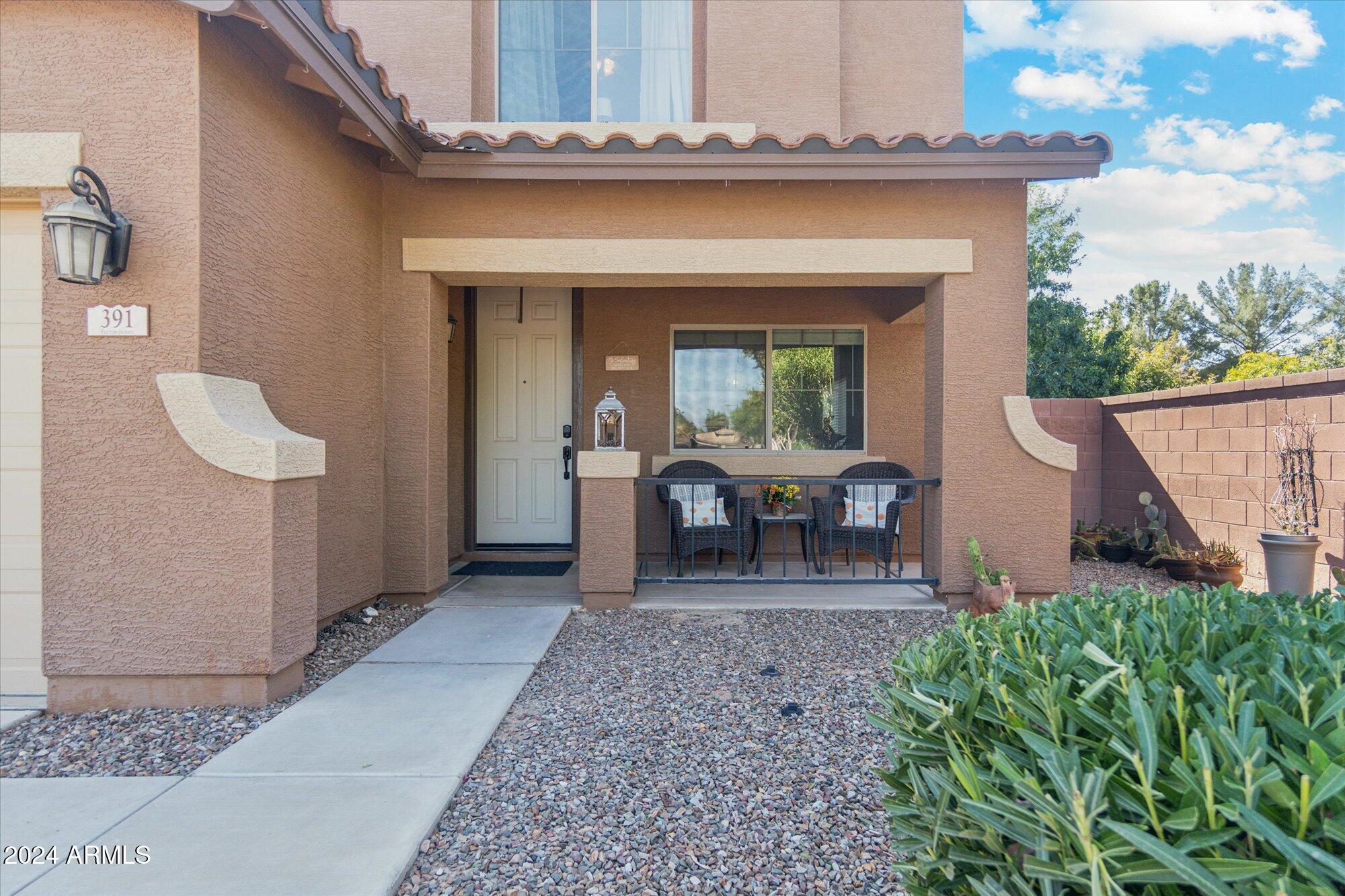 391 W DRAGON TREE Avenue