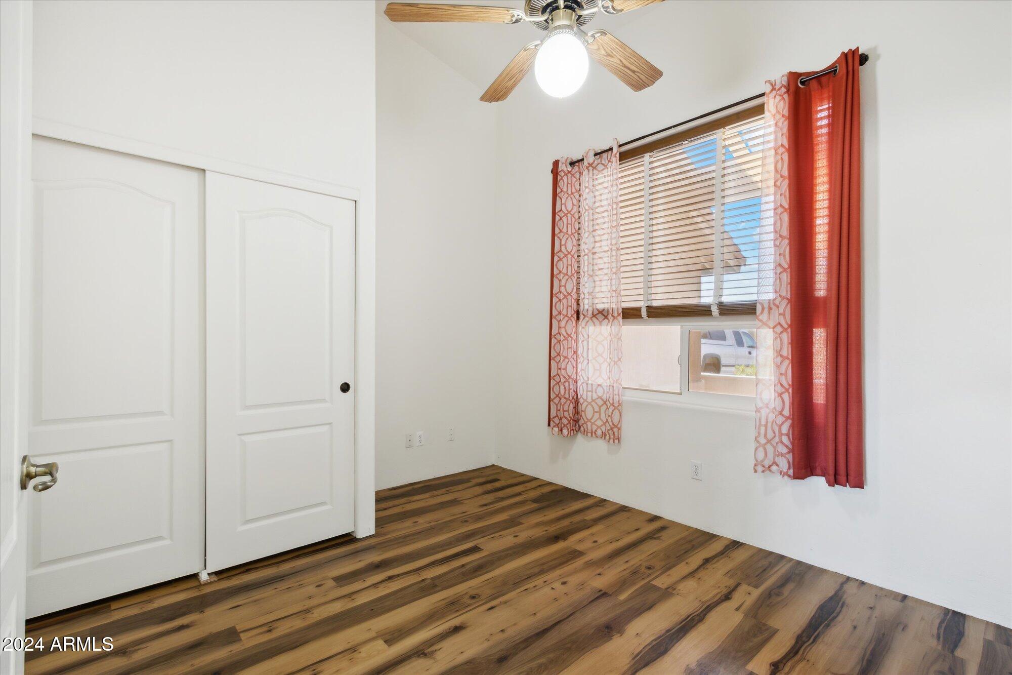 14933 S COUNTRY CLUB Way