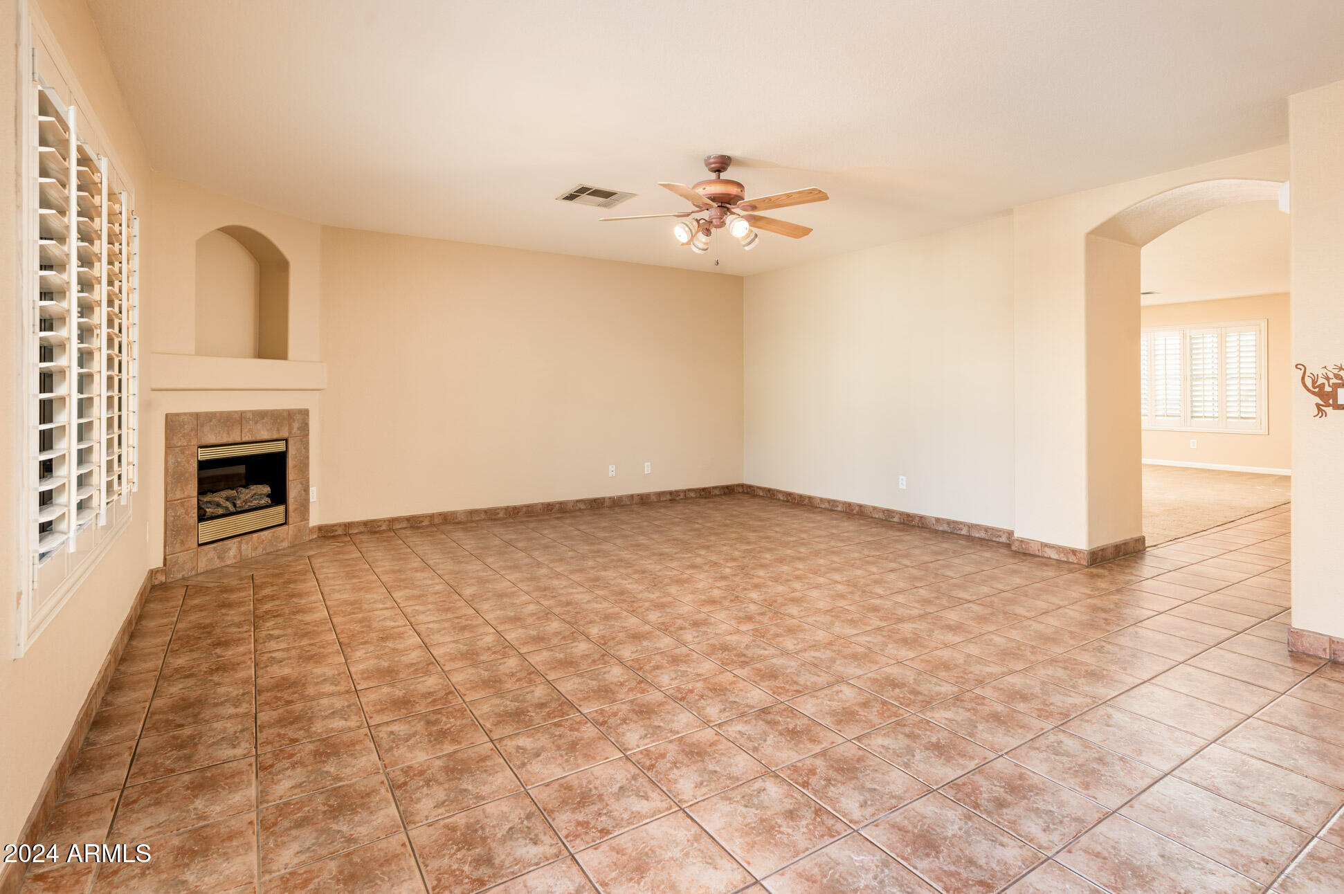 9016 W TONY Court