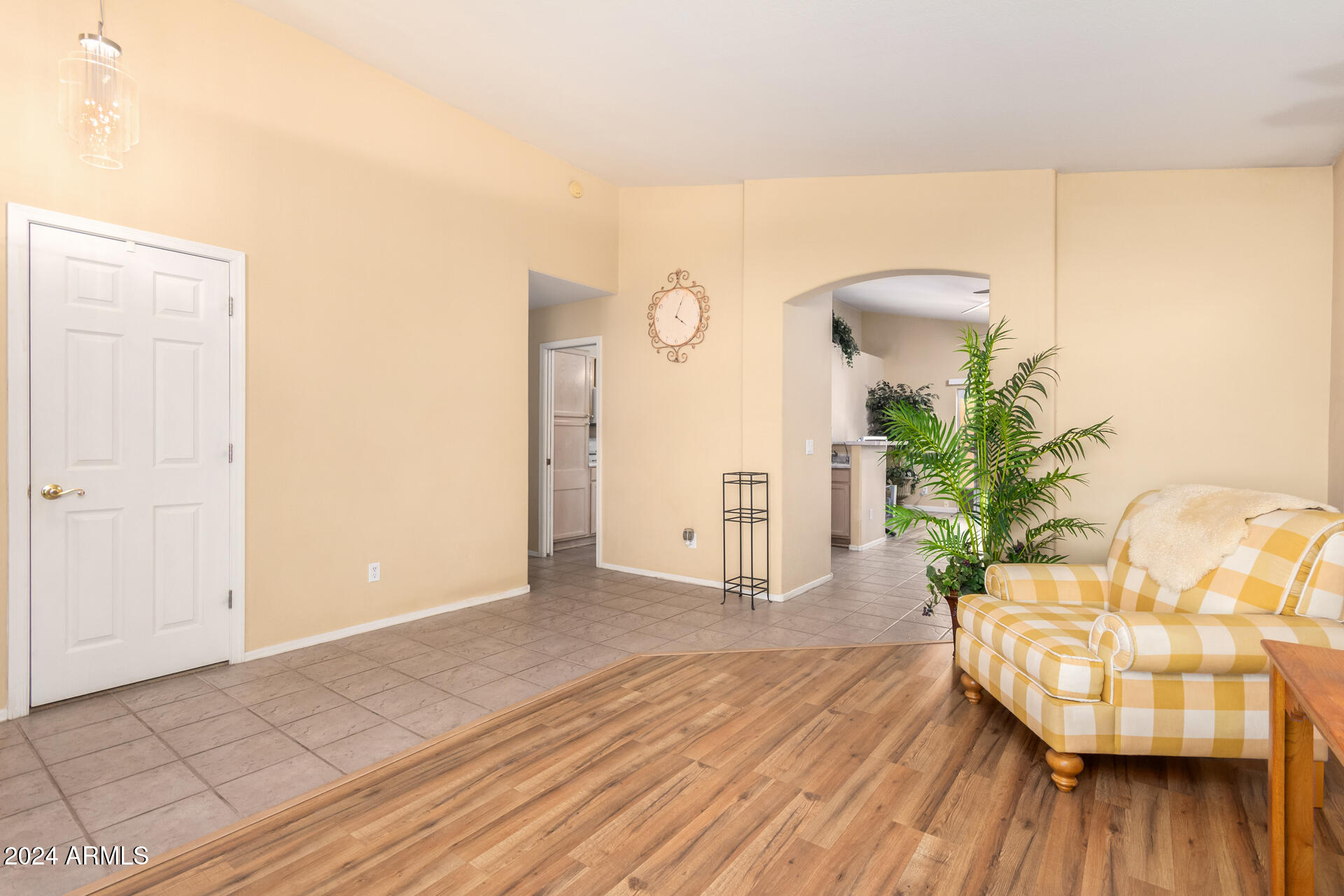 5834 S BRITTANY Lane