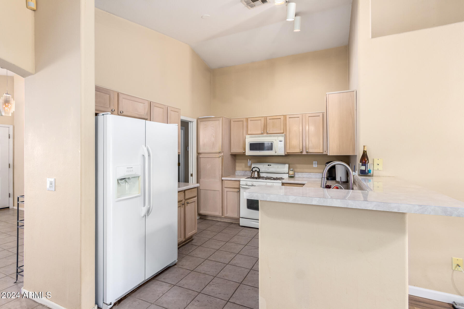 5834 S BRITTANY Lane