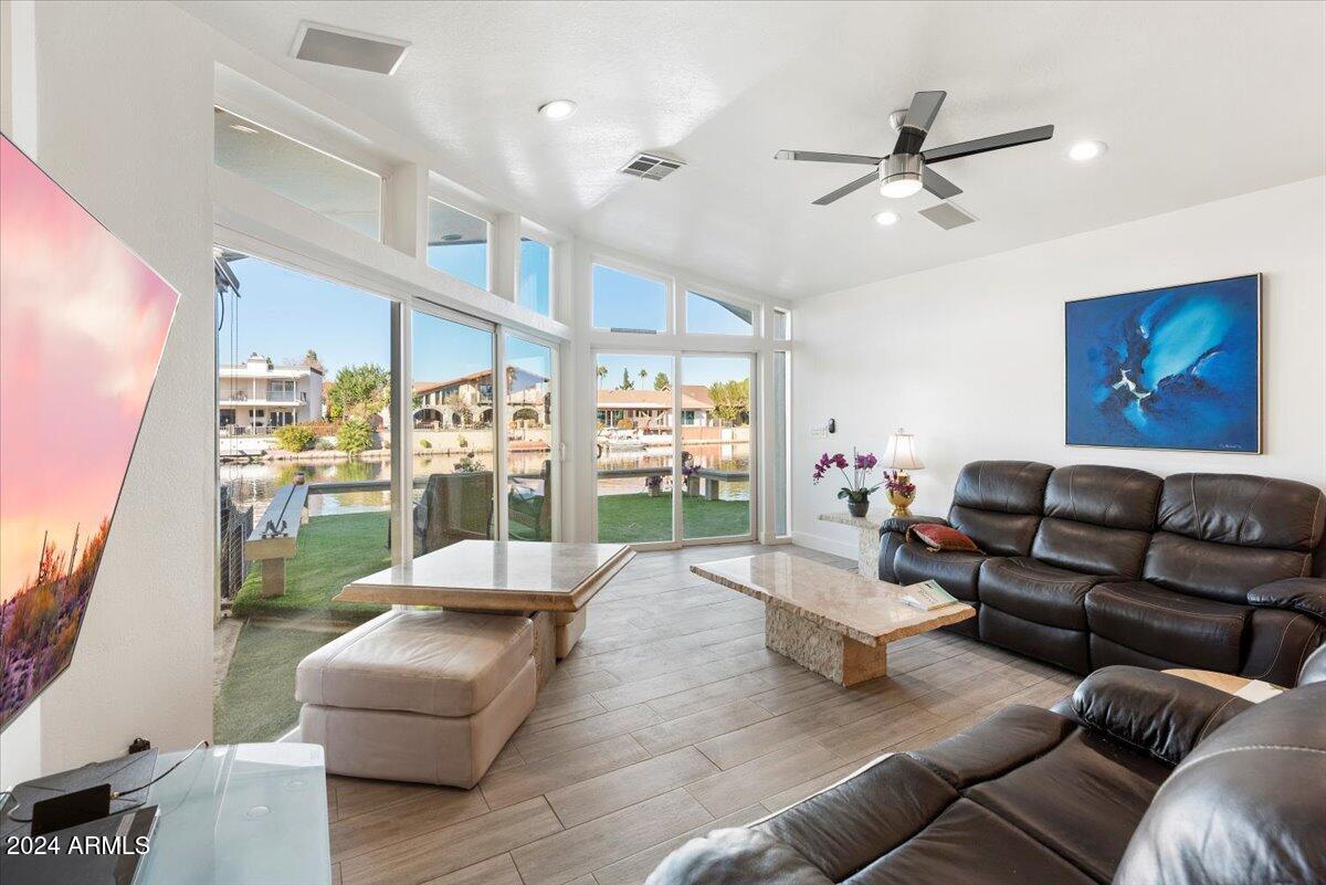 5603 S OUTRIGGER Road