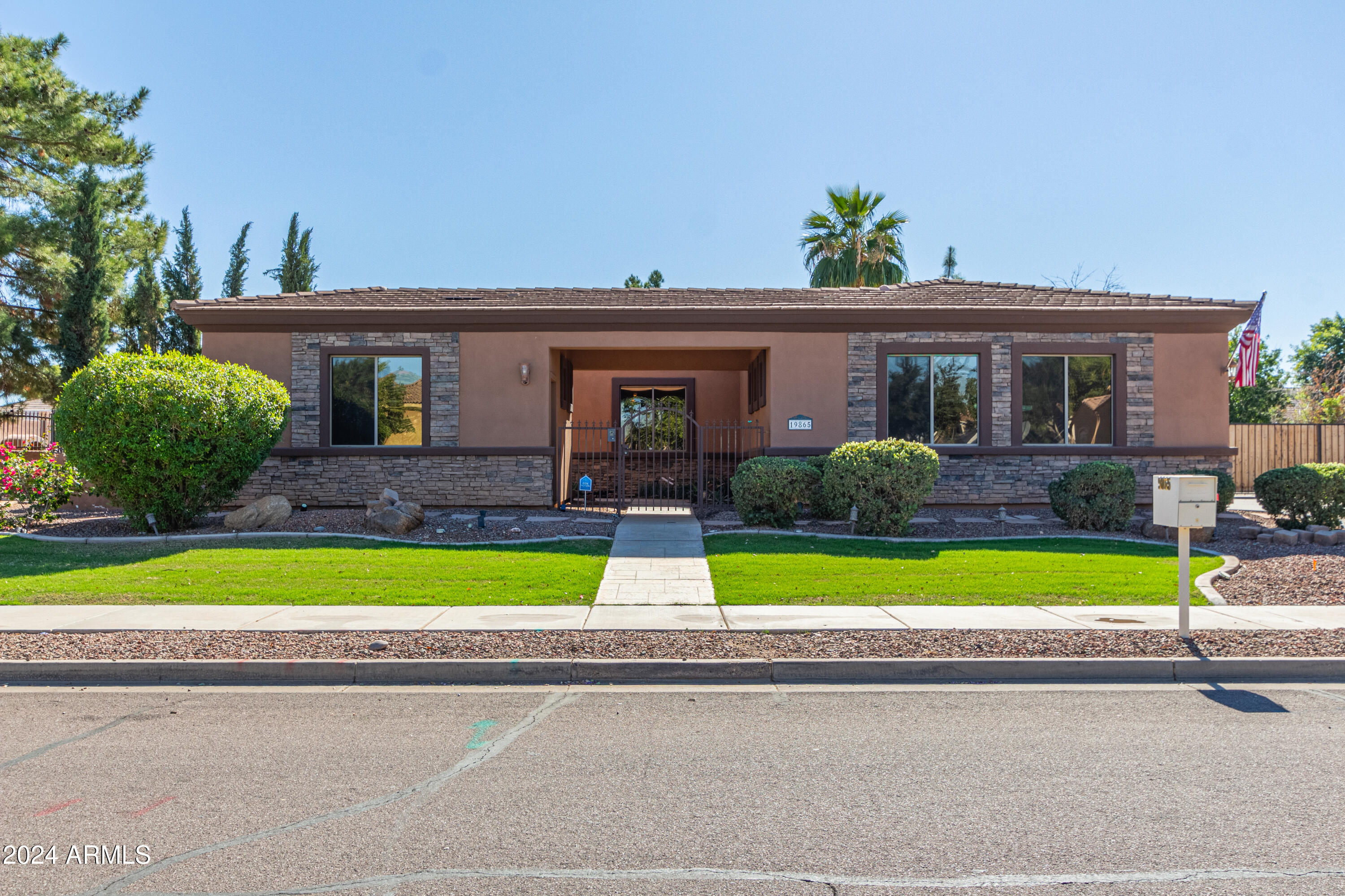 19865 E AUGUSTUS Avenue