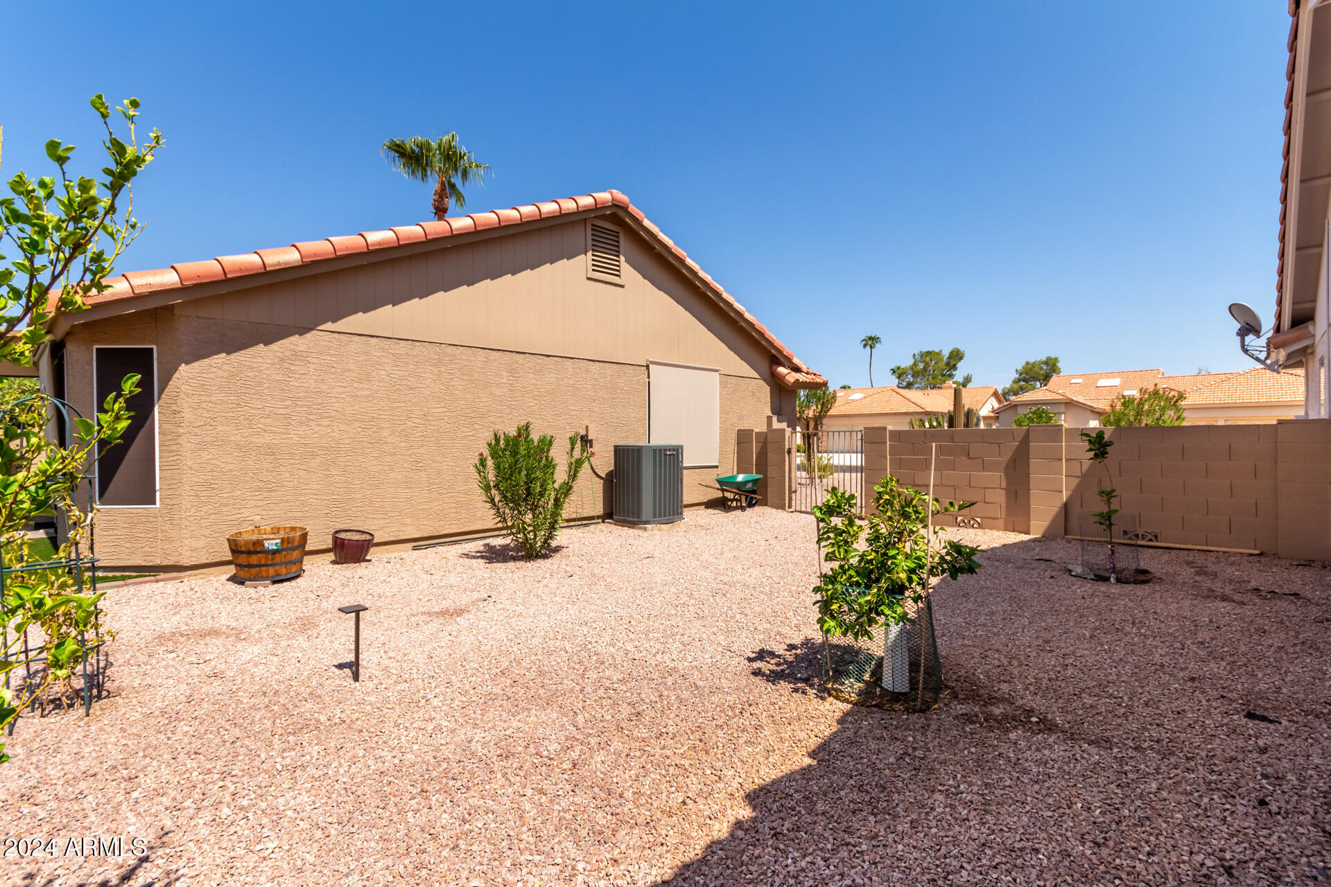 25218 S BUTTONWOOD Drive