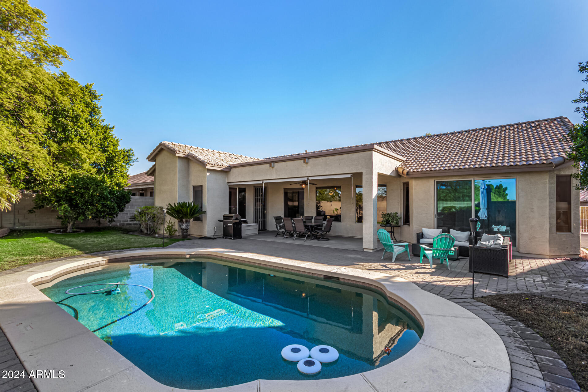 1412 N BERNARD --