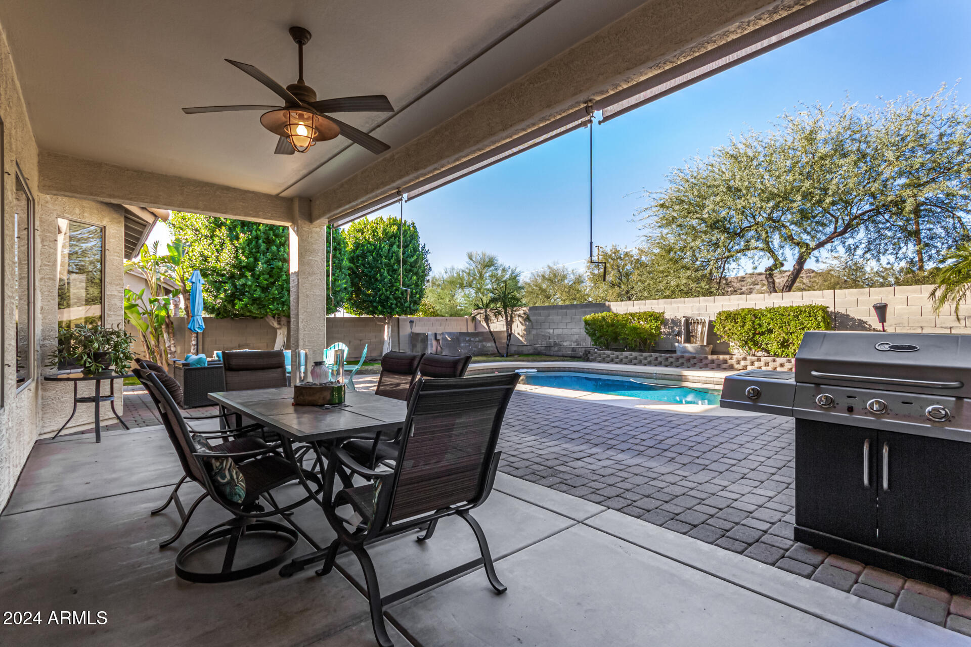 1412 N BERNARD --