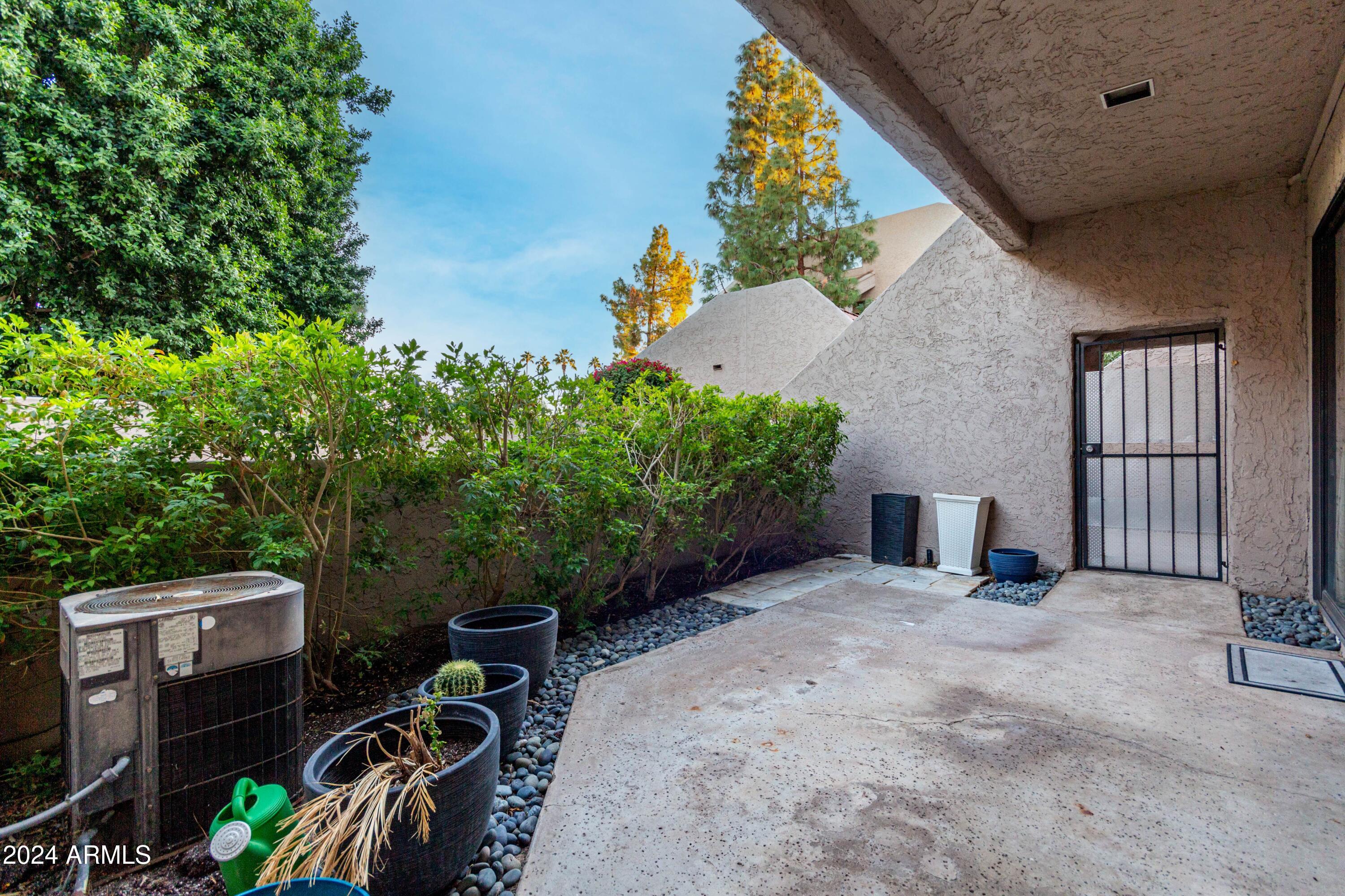 1207 E NORTHSHORE Drive # 136
