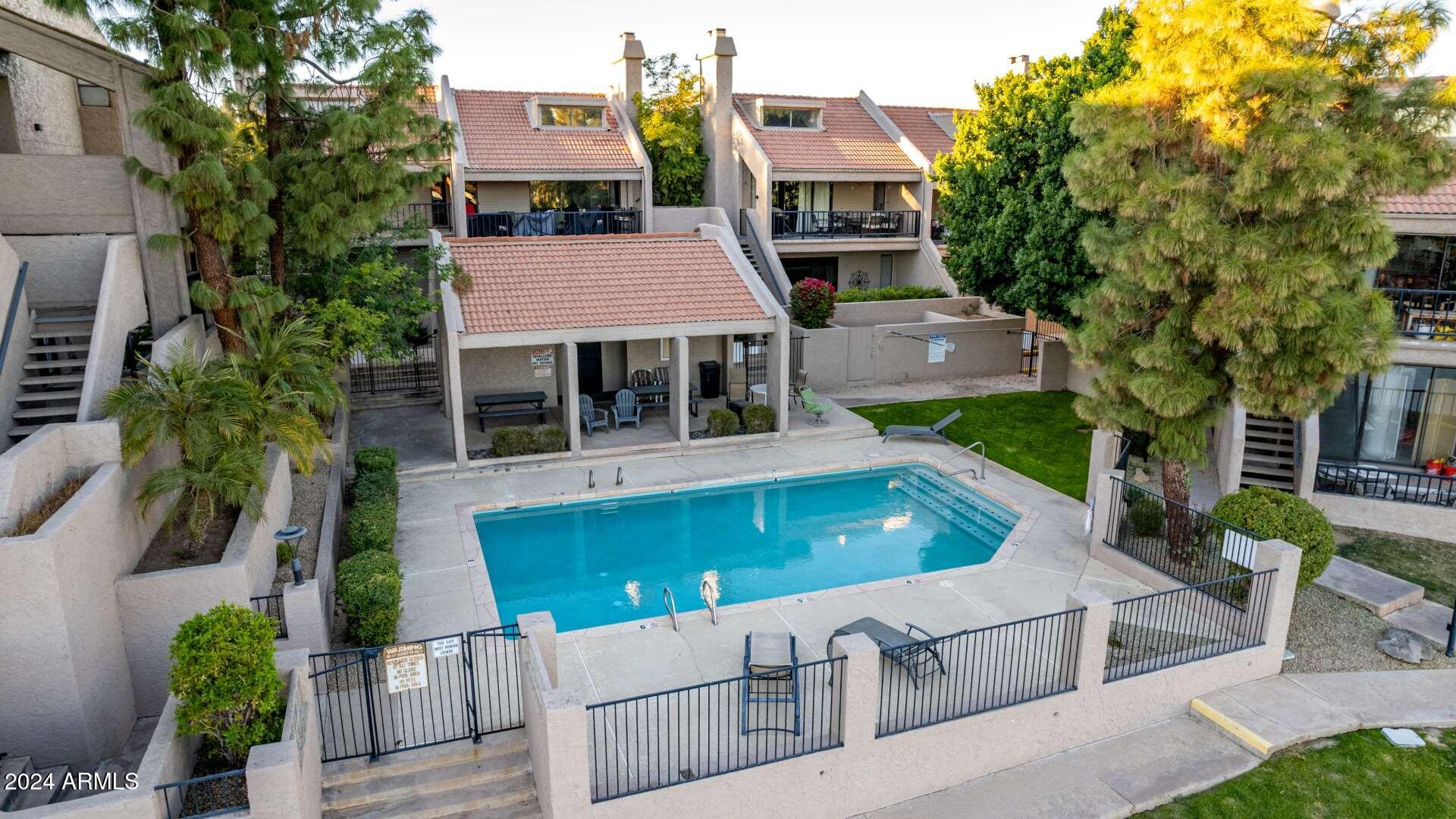 1207 E NORTHSHORE Drive # 136