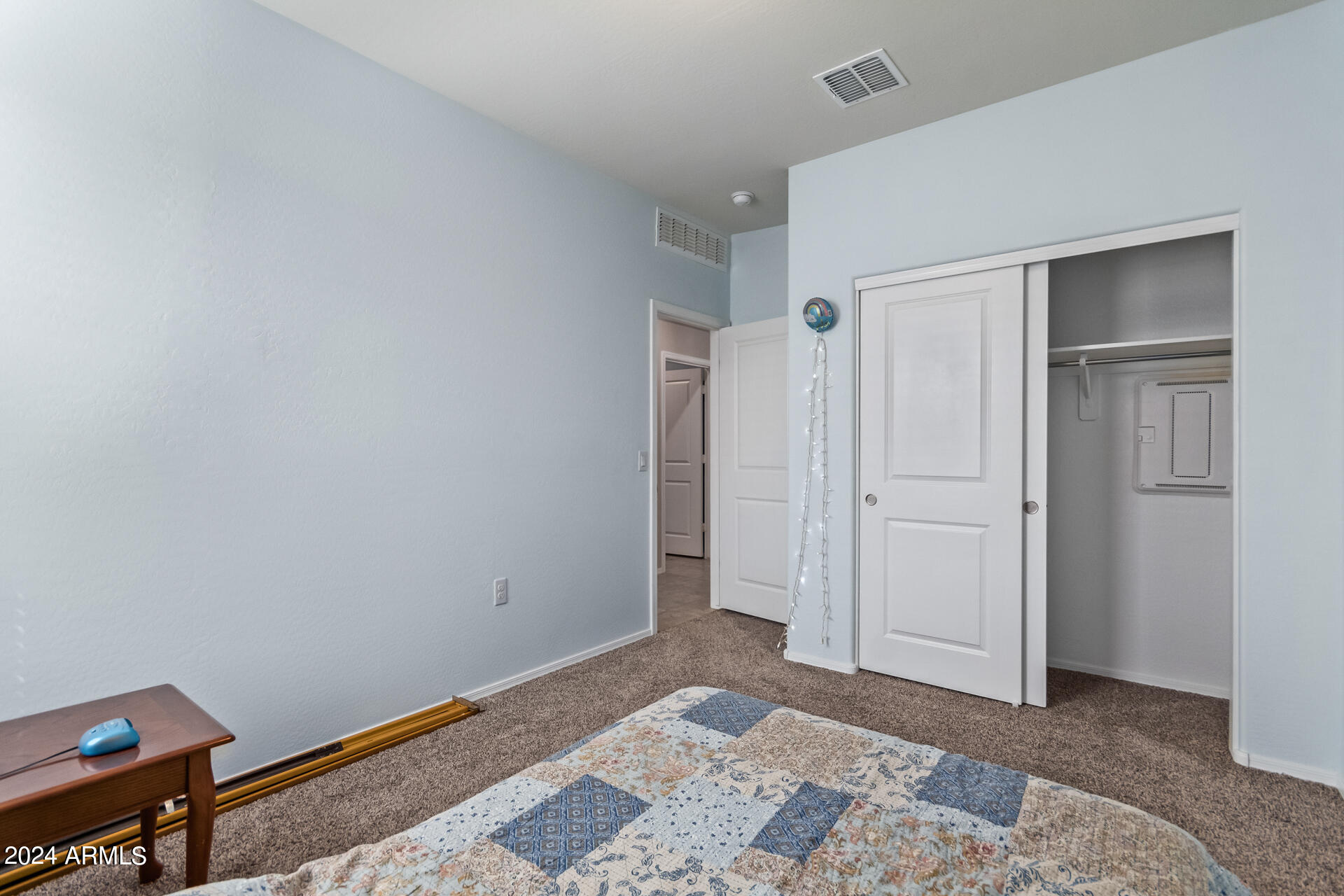 19013 W WOODLANDS Avenue