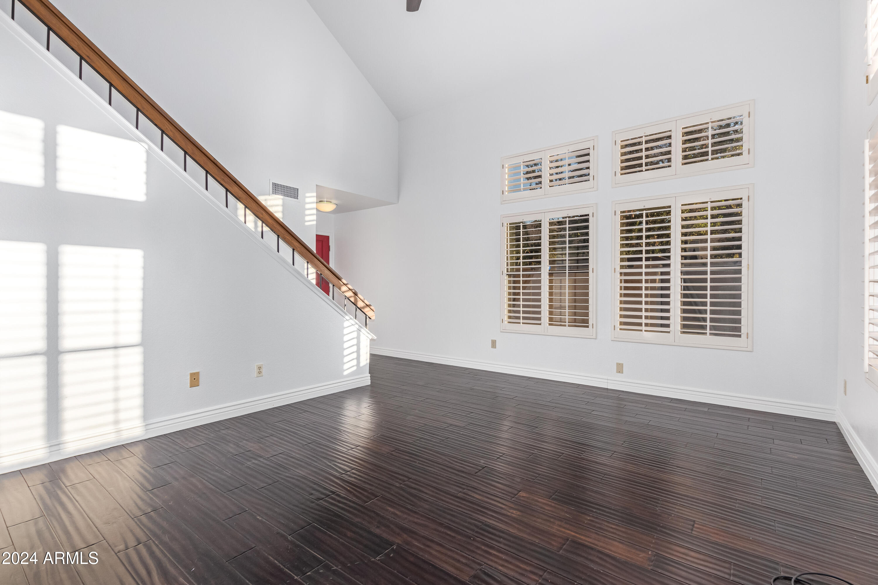10622 S 40TH Place