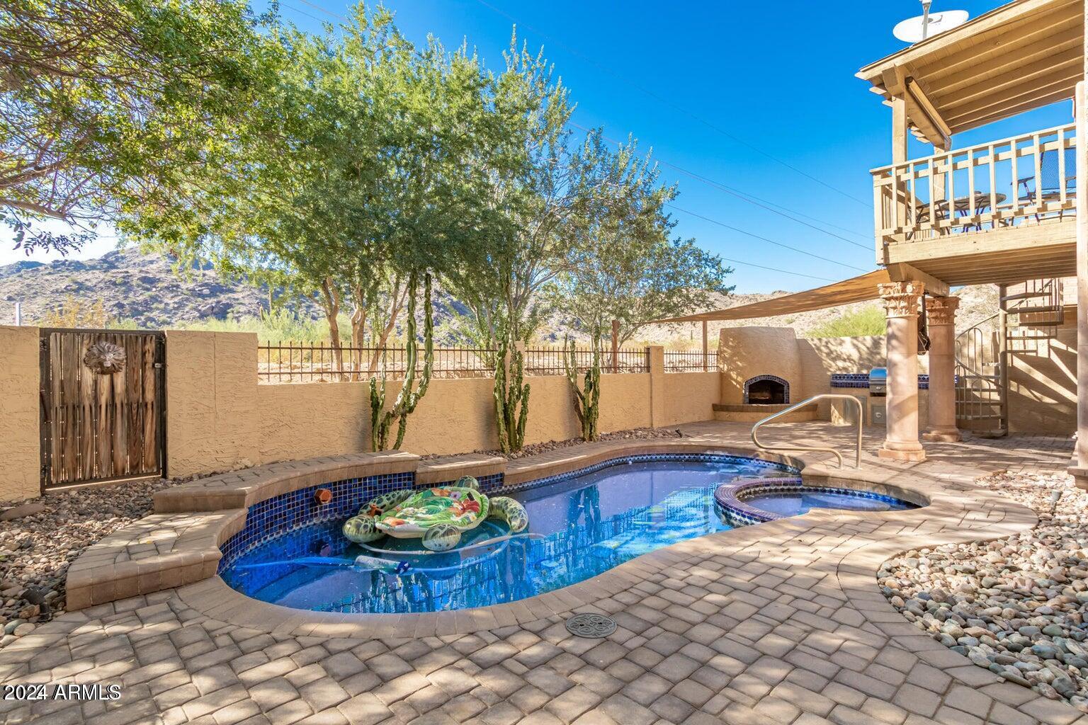 10622 S 40TH Place