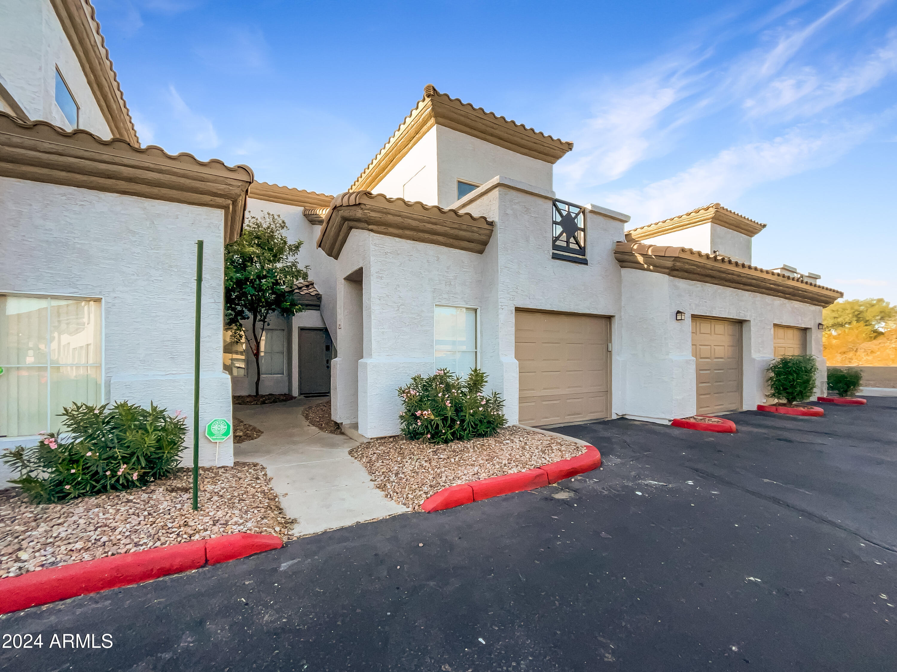 3236 E CHANDLER Boulevard, 2066