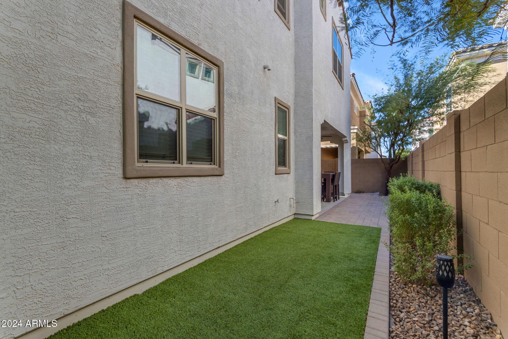 729 N ABALONE Court