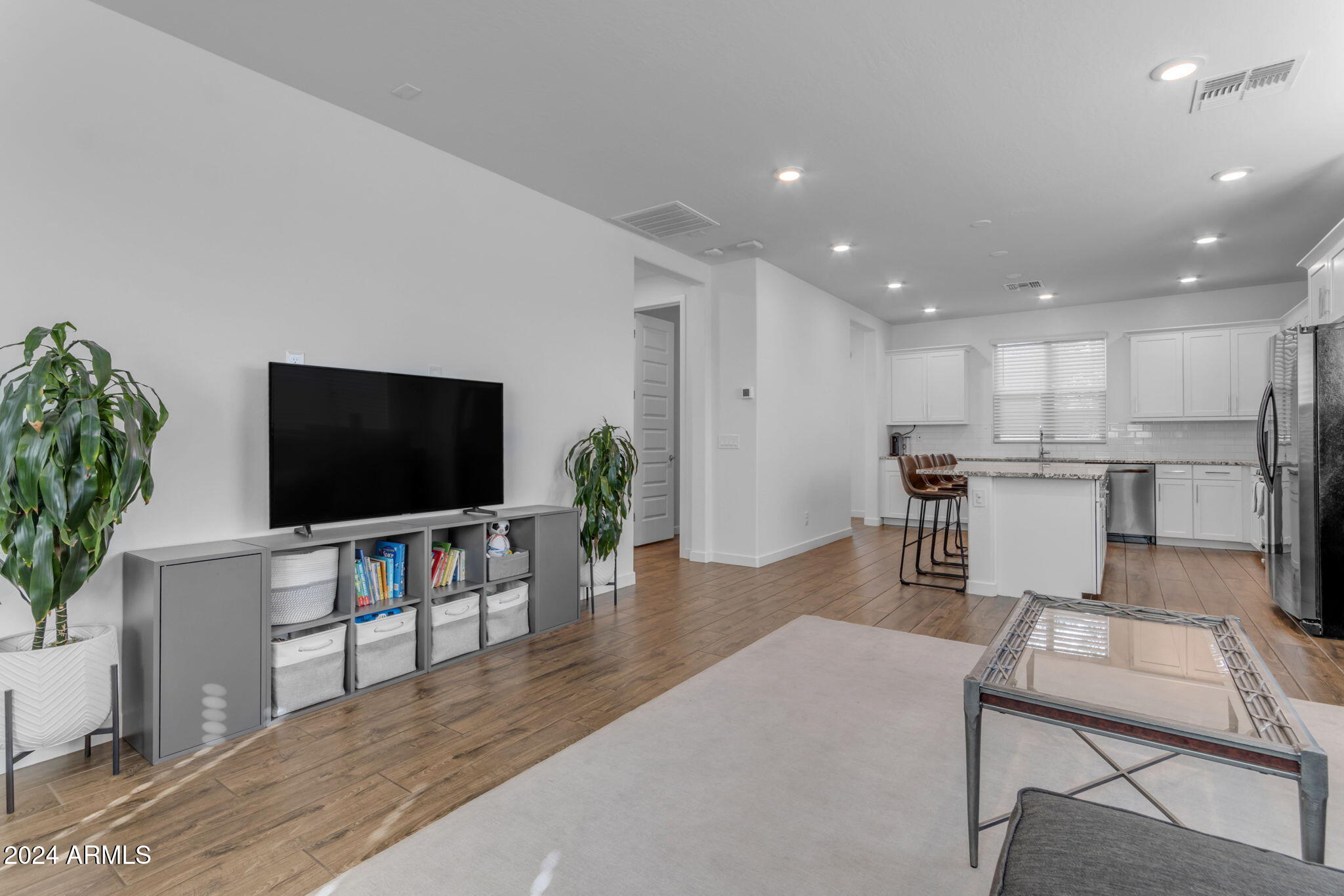 729 N ABALONE Court