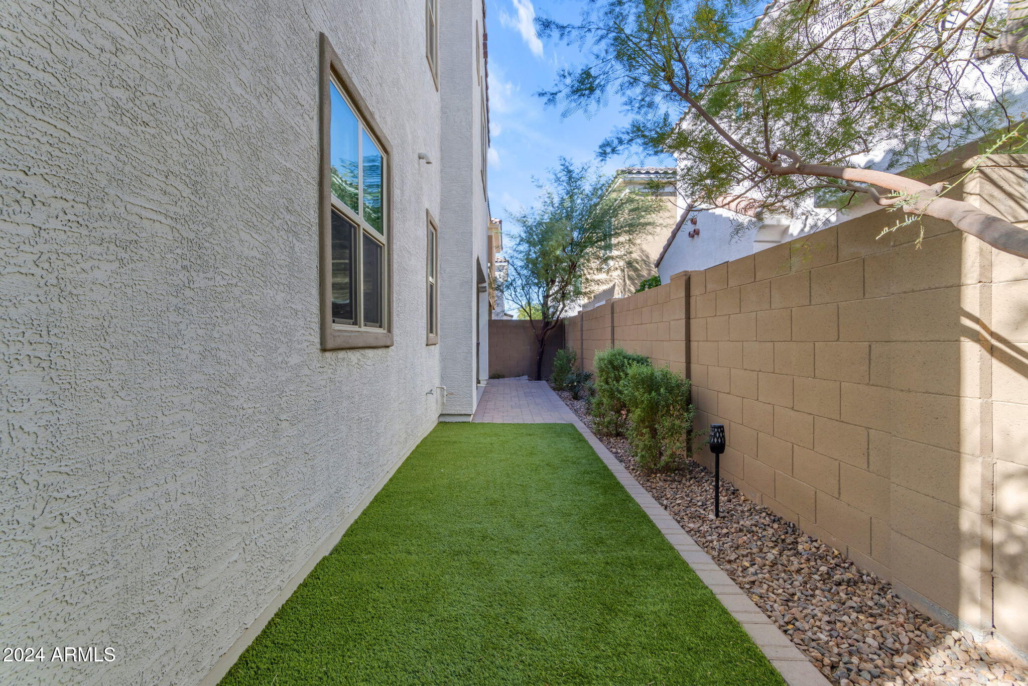 729 N ABALONE Court