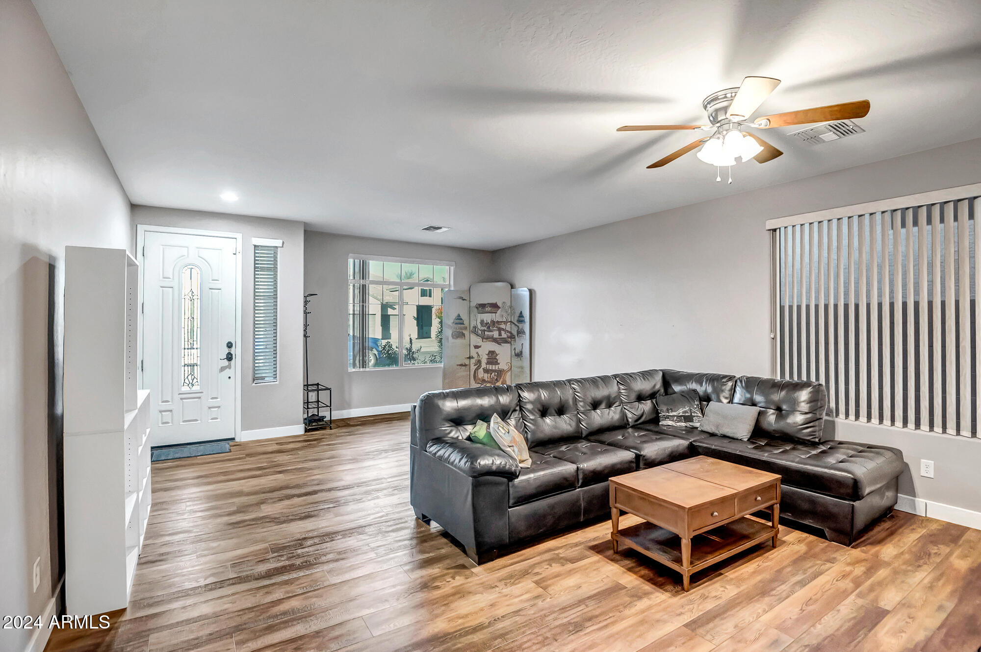 10439 W CASHMAN Drive