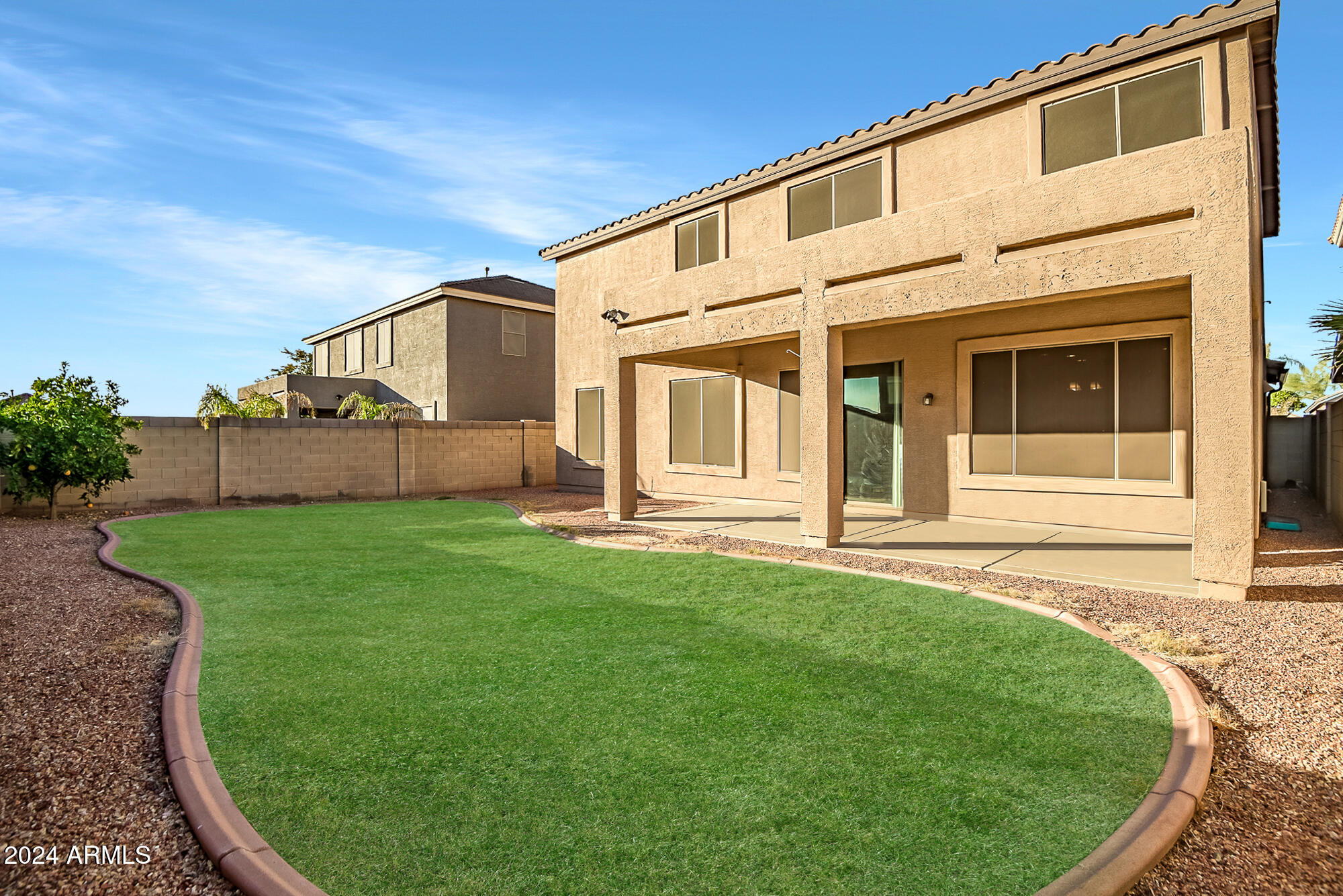 10439 W CASHMAN Drive
