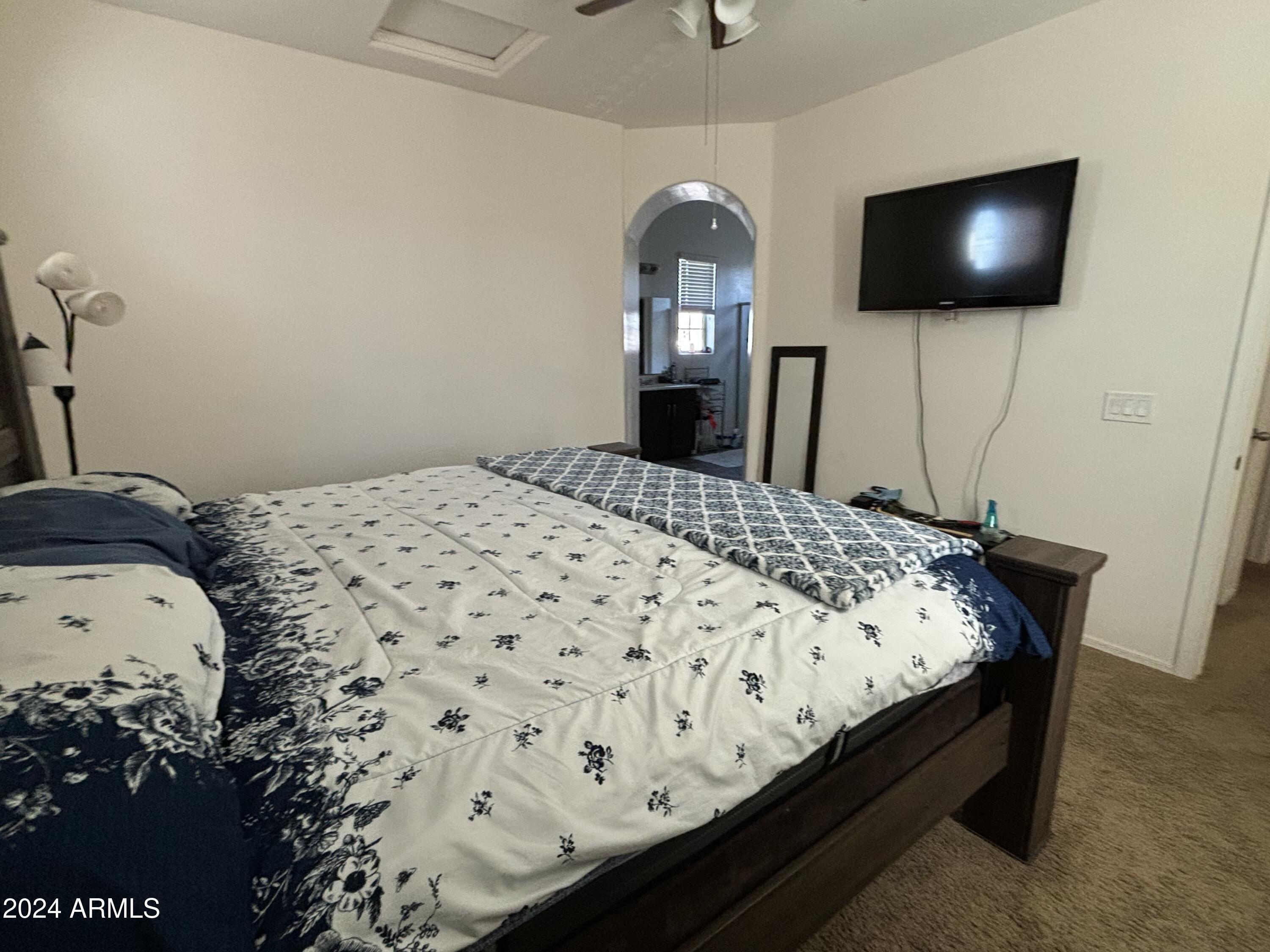 1630 S DESERT VIEW Place