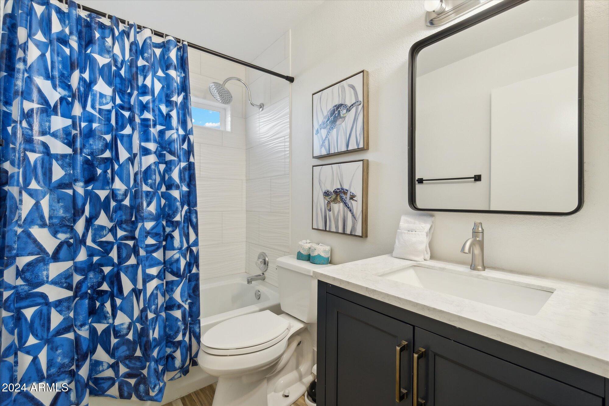 15240 N DEL RAY Drive