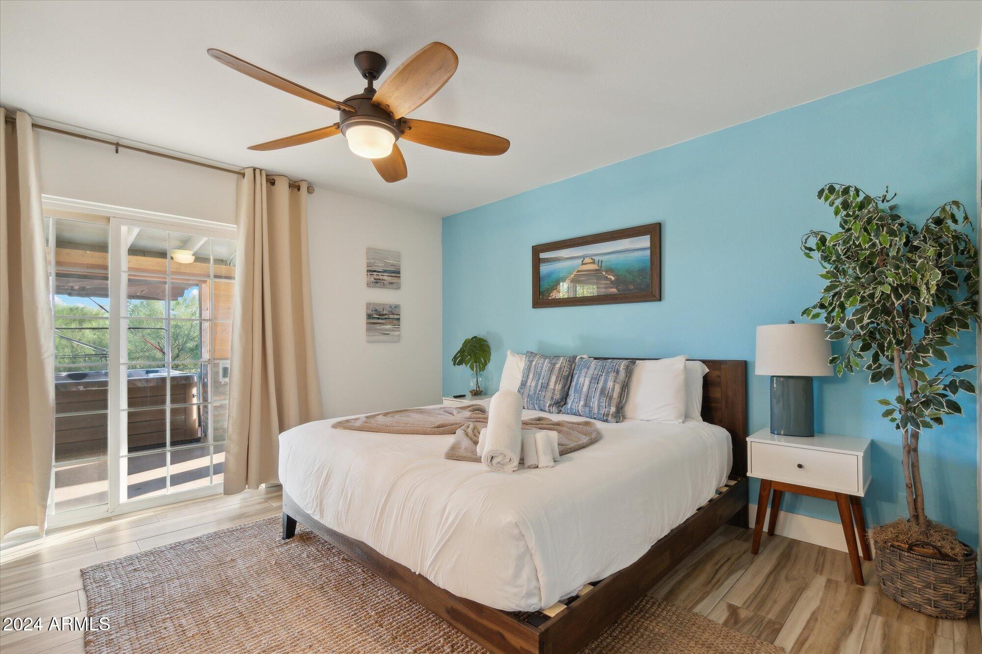 15240 N DEL RAY Drive