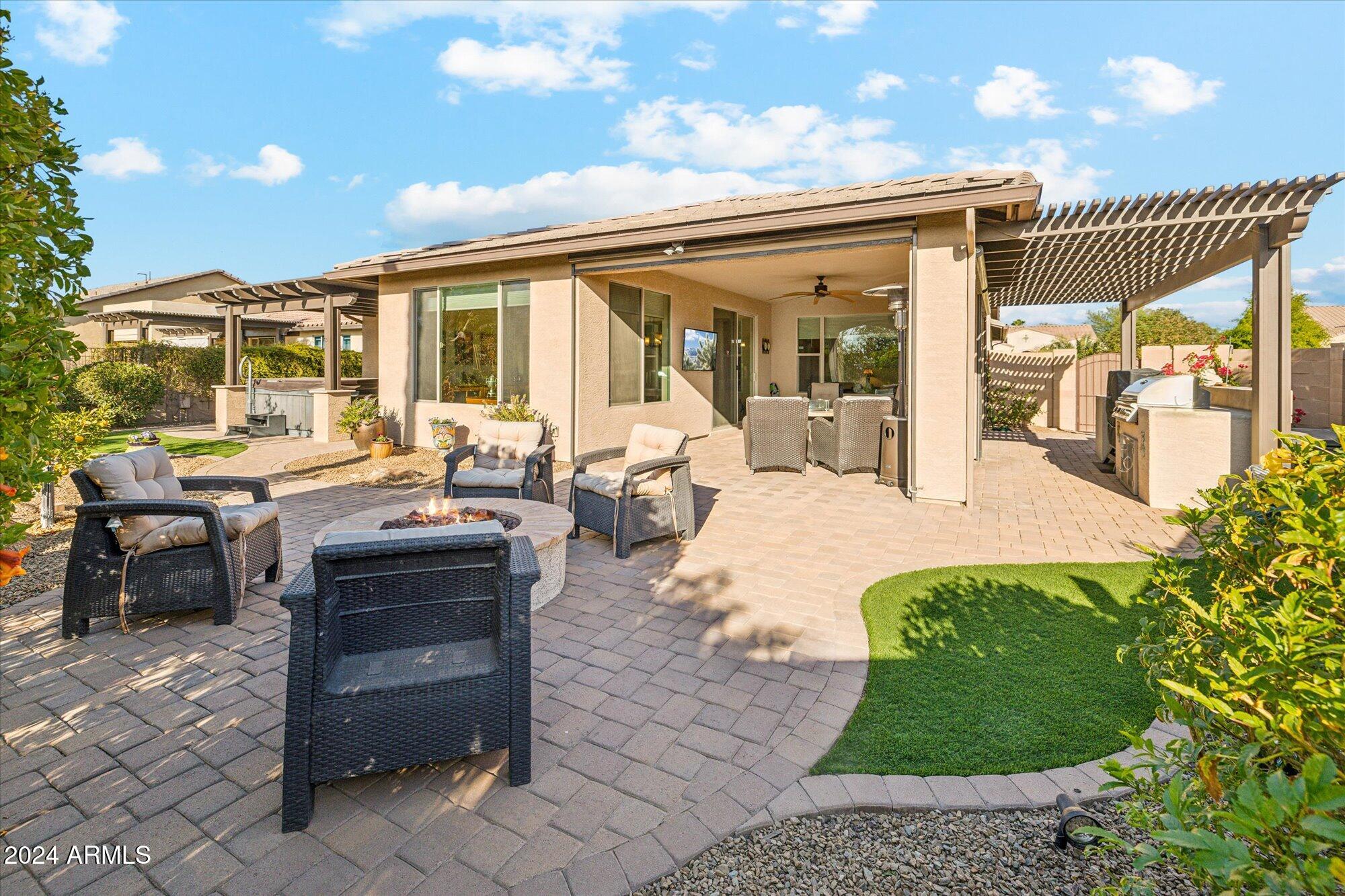 4315 W AGAVE Avenue