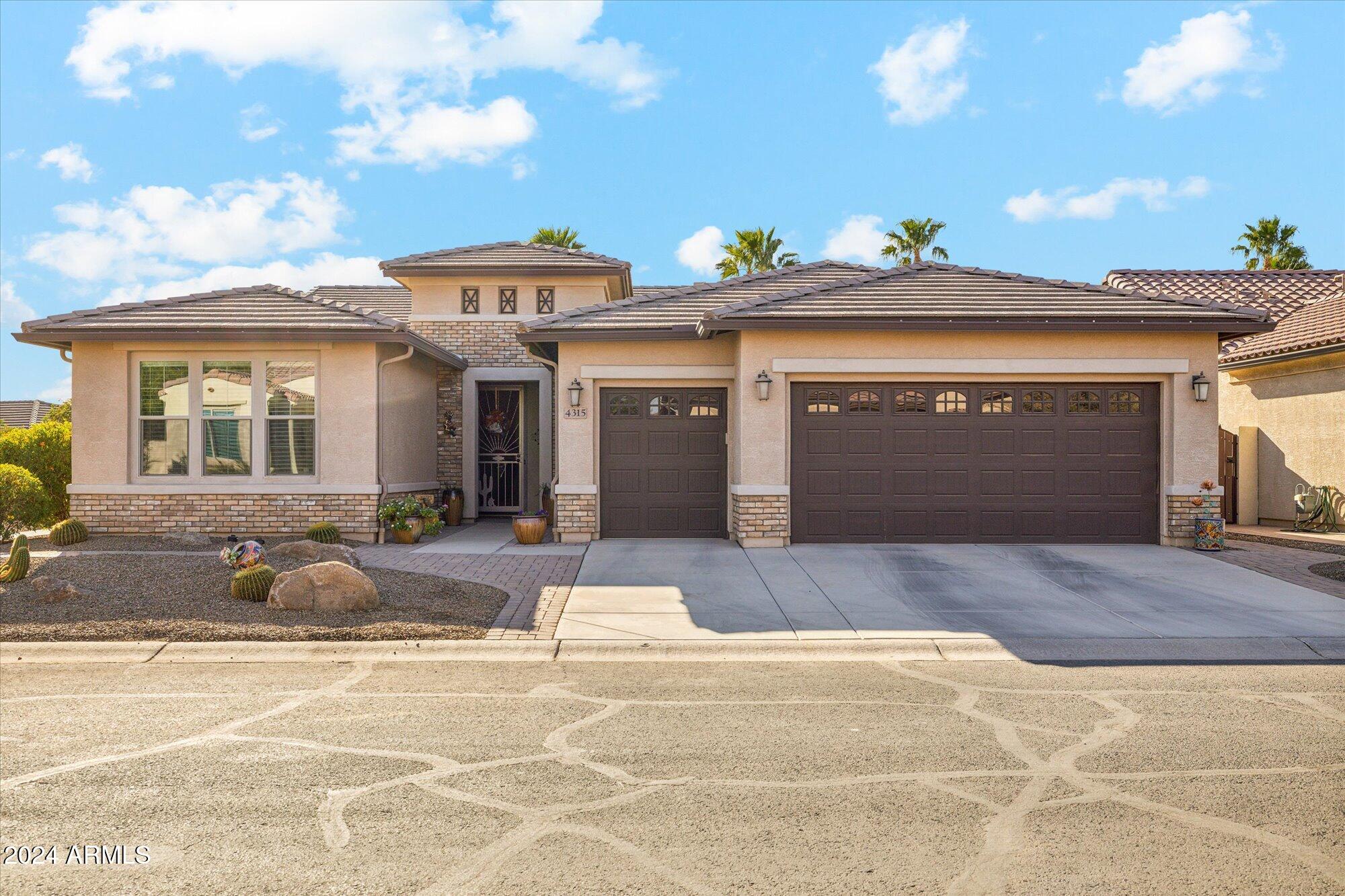4315 W AGAVE Avenue