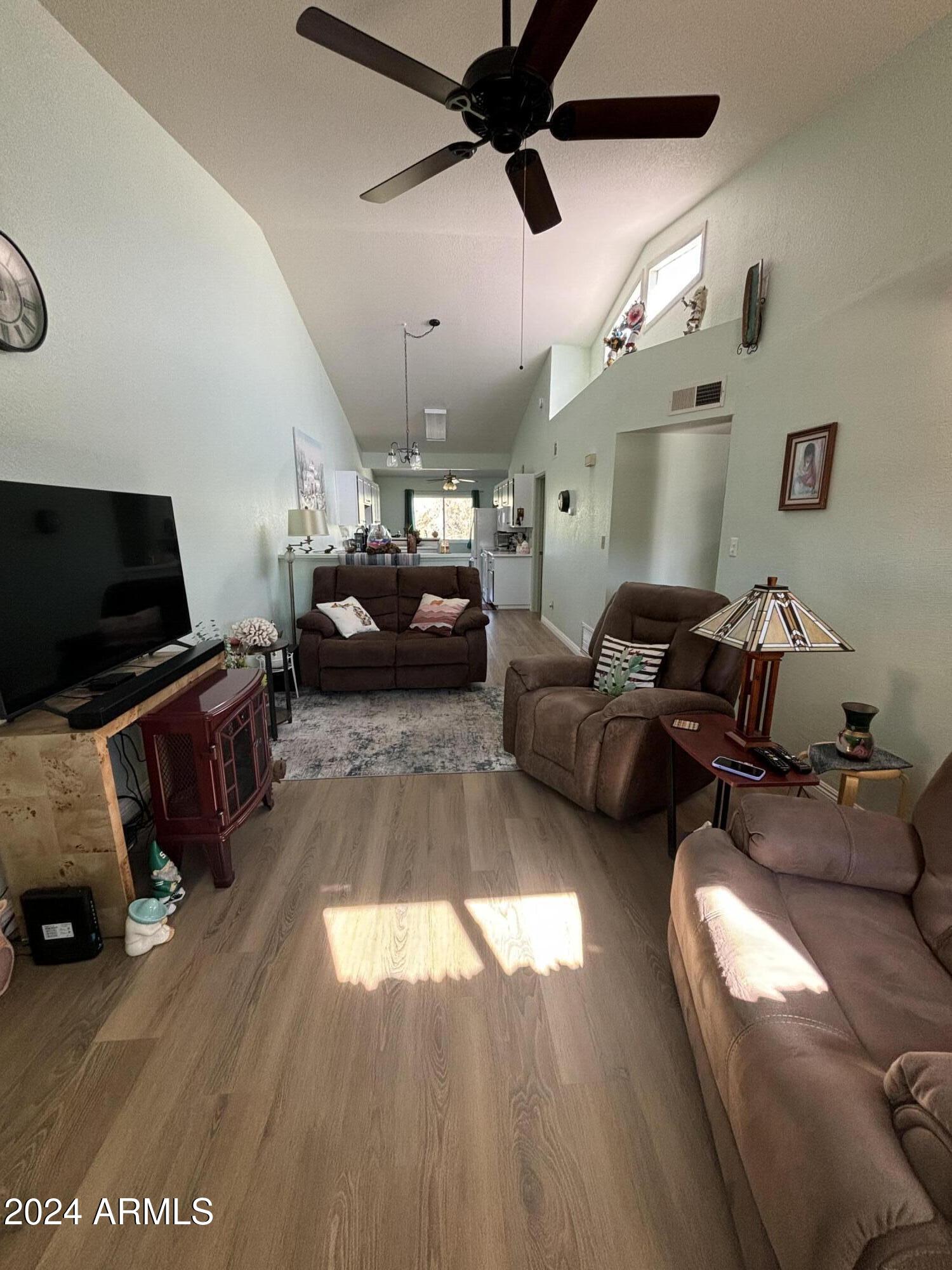 455 S DELAWARE Drive, 148