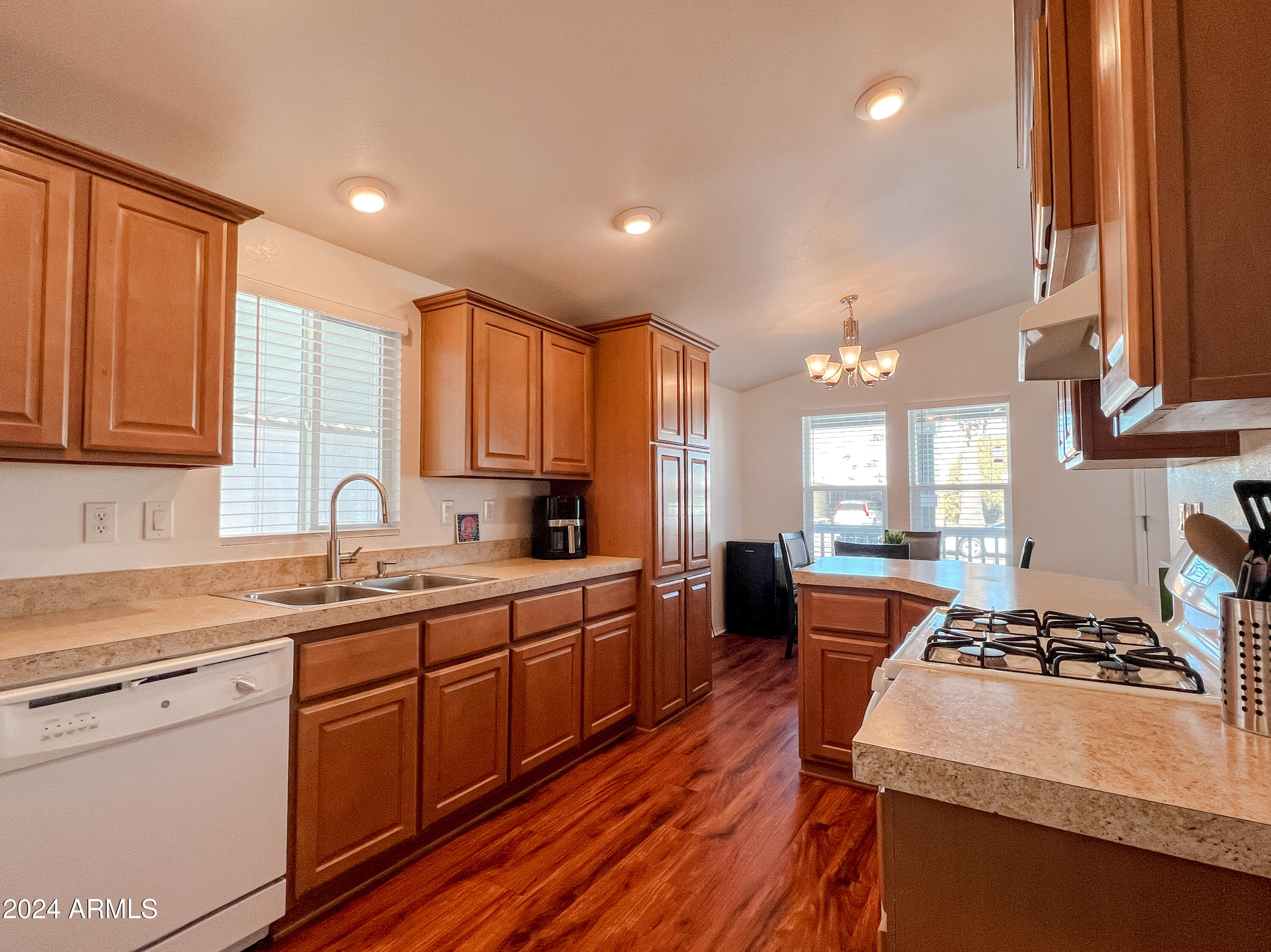 120 N VAL VISTA Drive # 60