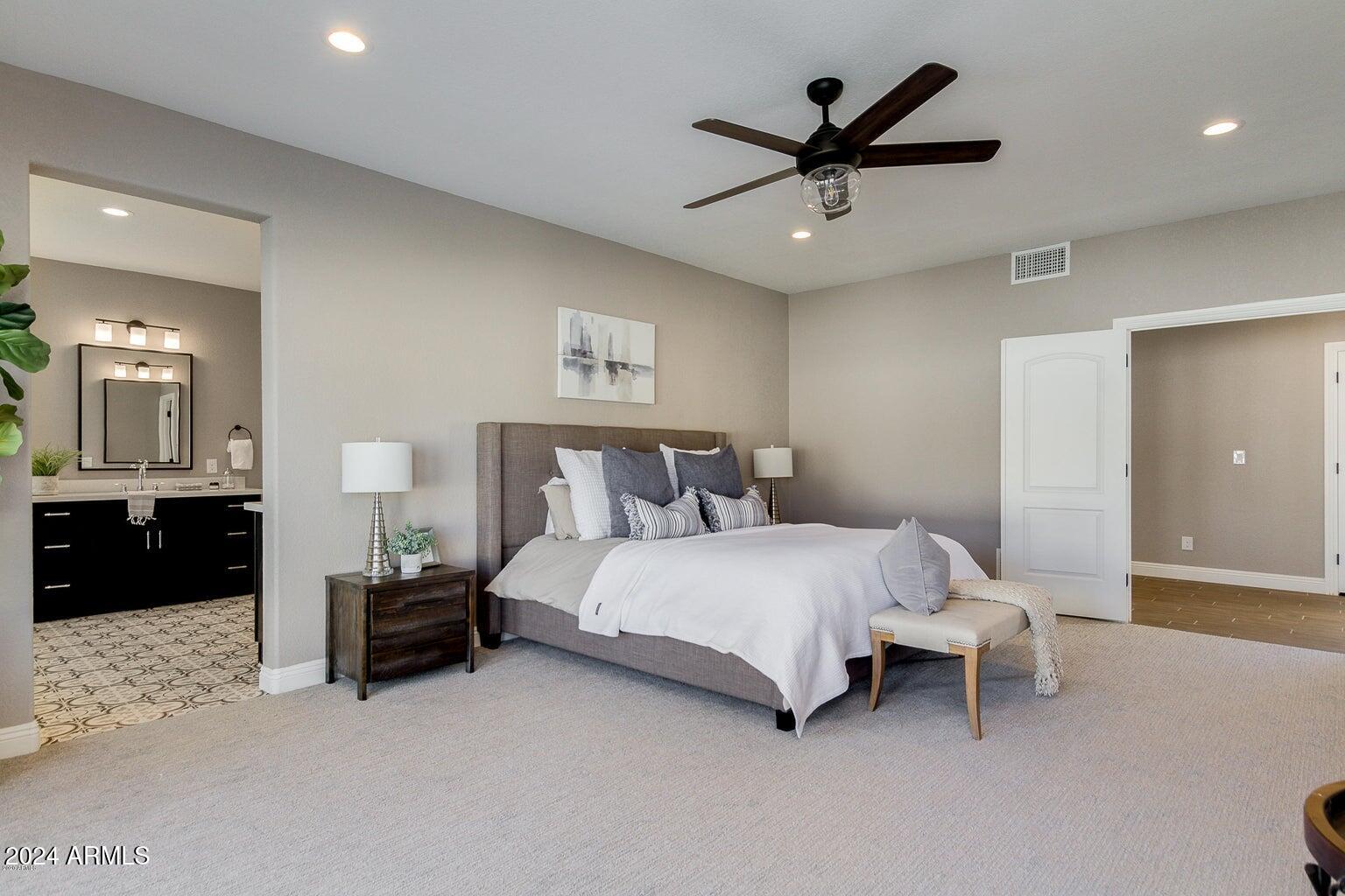 5612 W MISTY WILLOW Lane