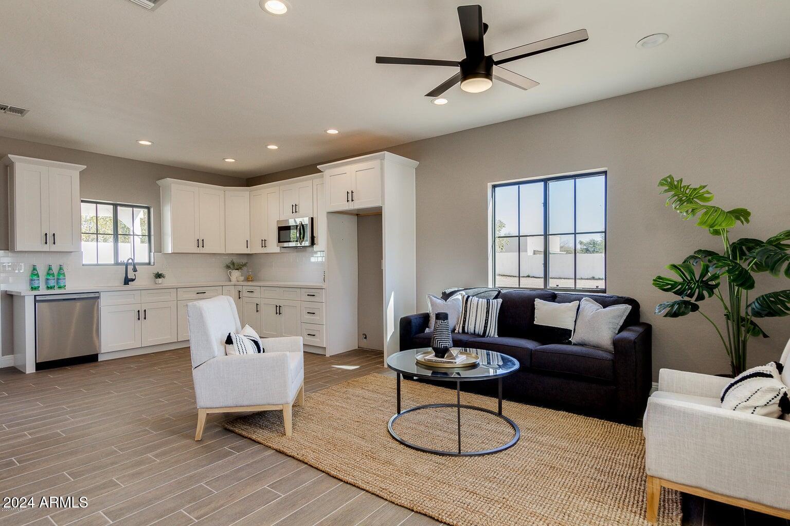 5612 W MISTY WILLOW Lane