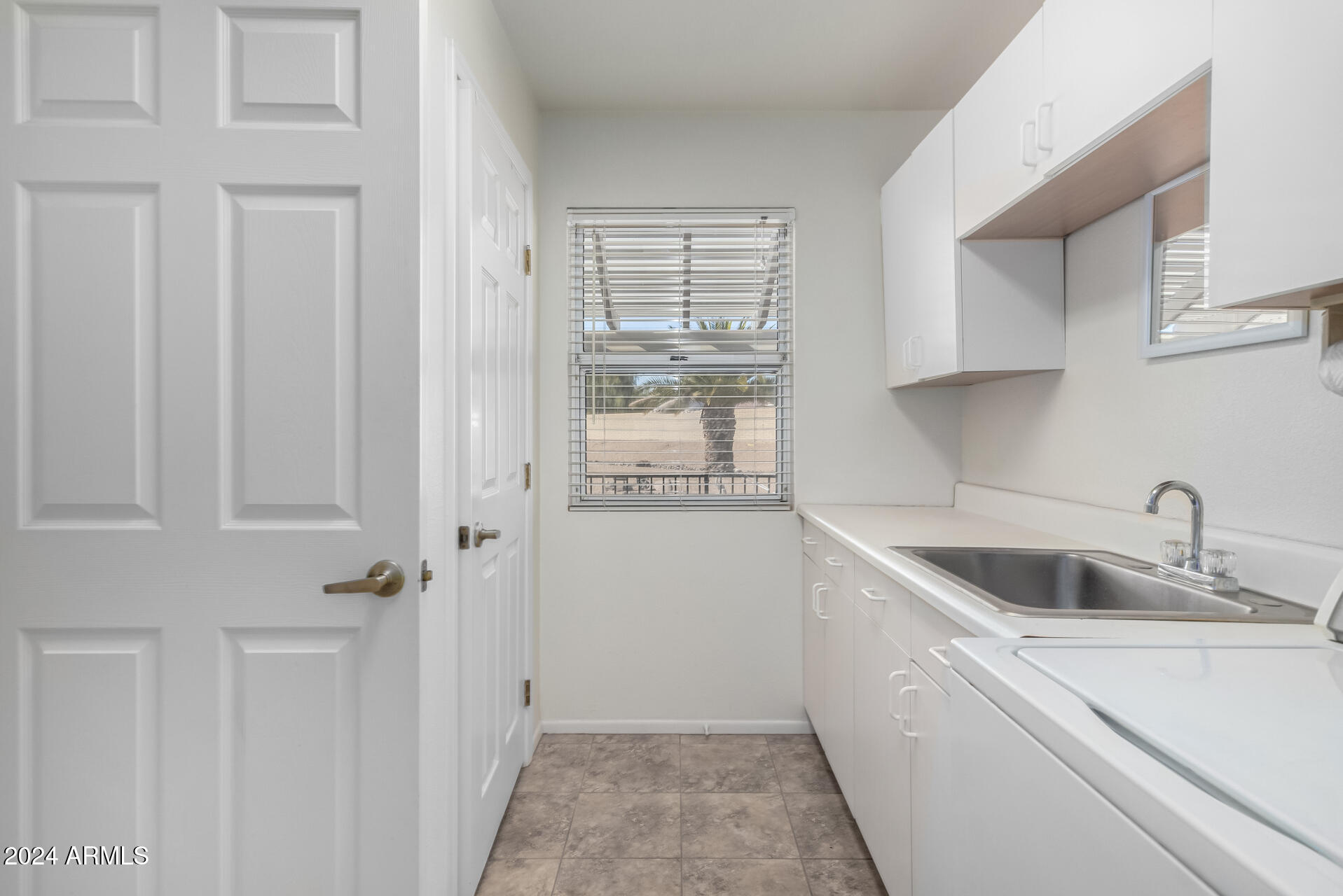 21630 N YELLOWSTONE Circle