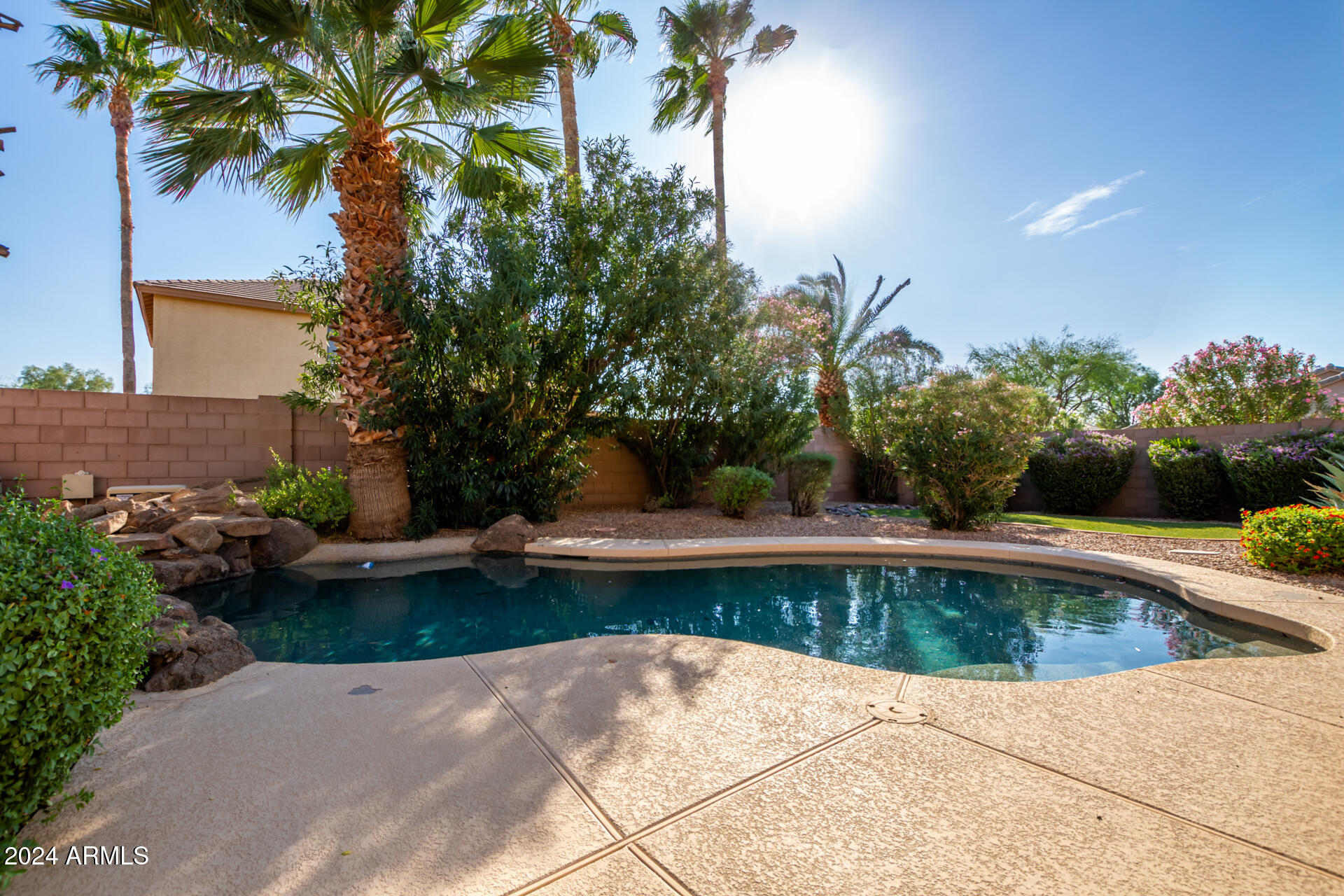 2813 E INDIAN WELLS Place