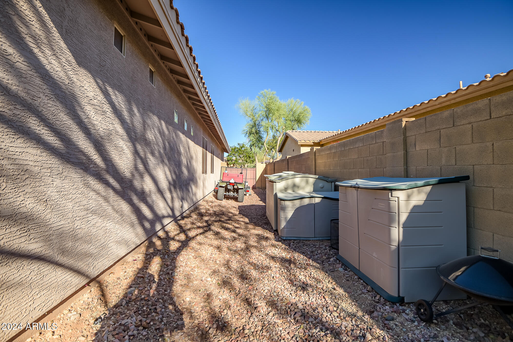 3041 W KELLER Drive