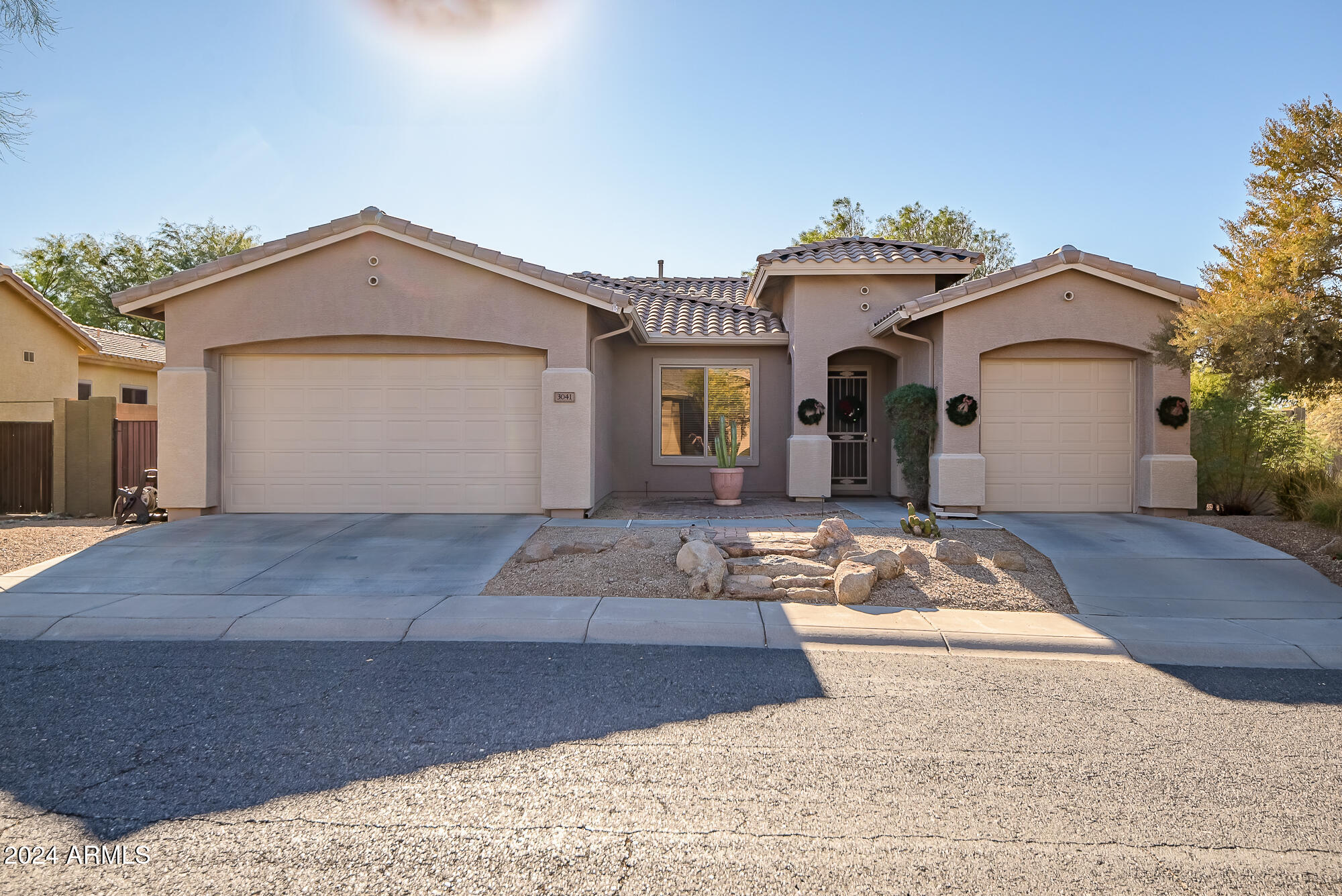 3041 W KELLER Drive