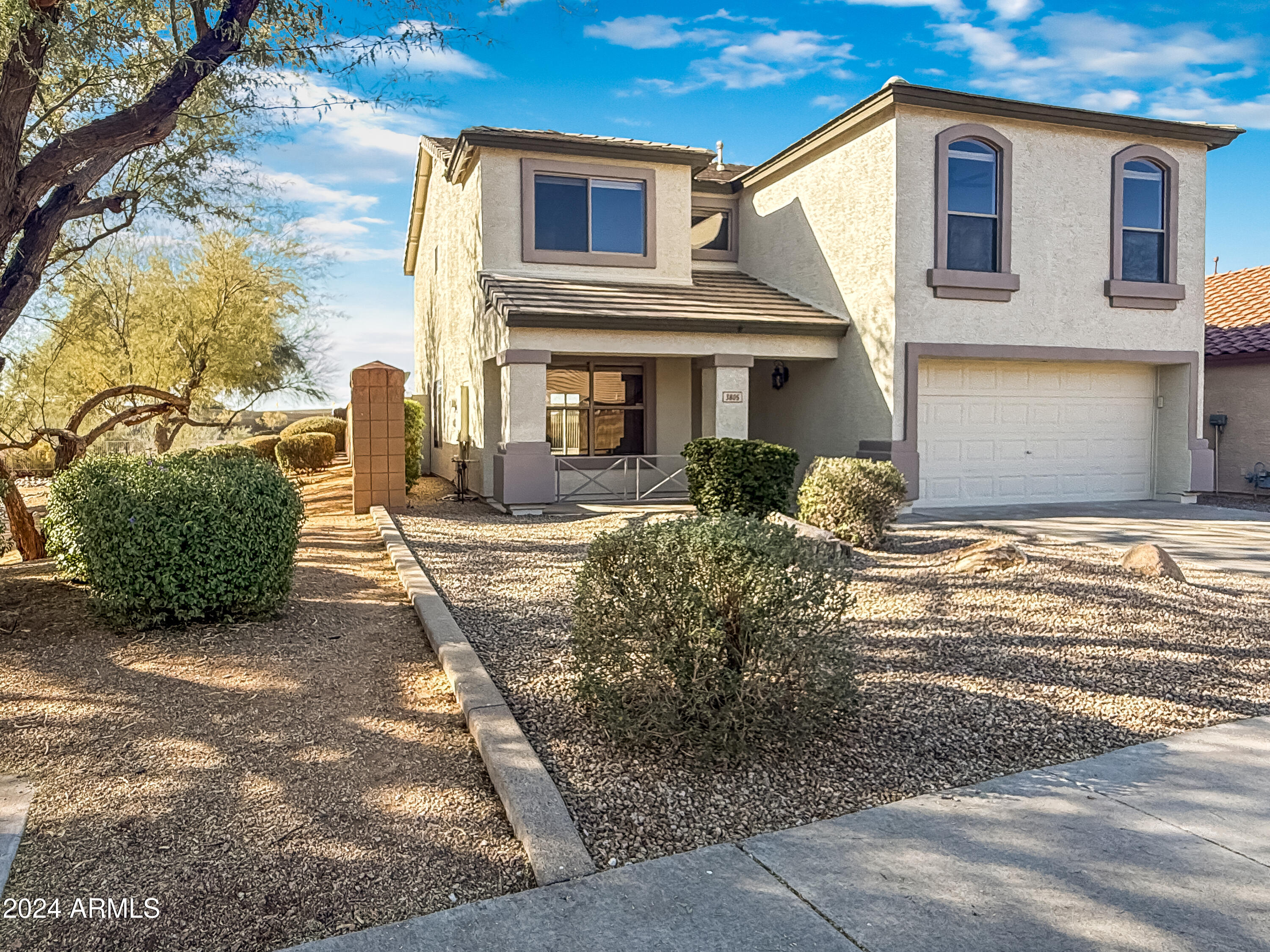 3805 E IRMA Lane