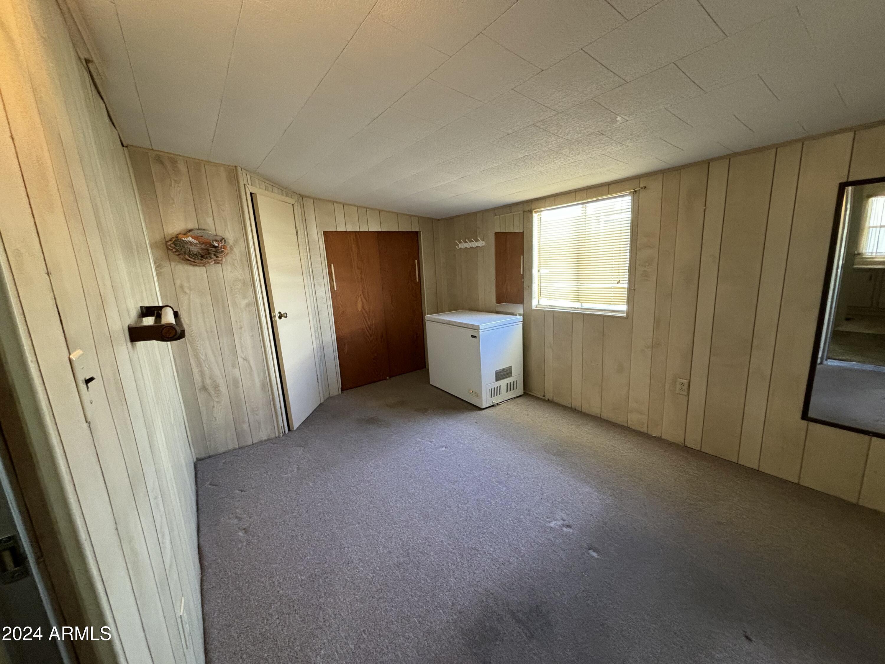 11425 E UNIVERSITY Drive, 24