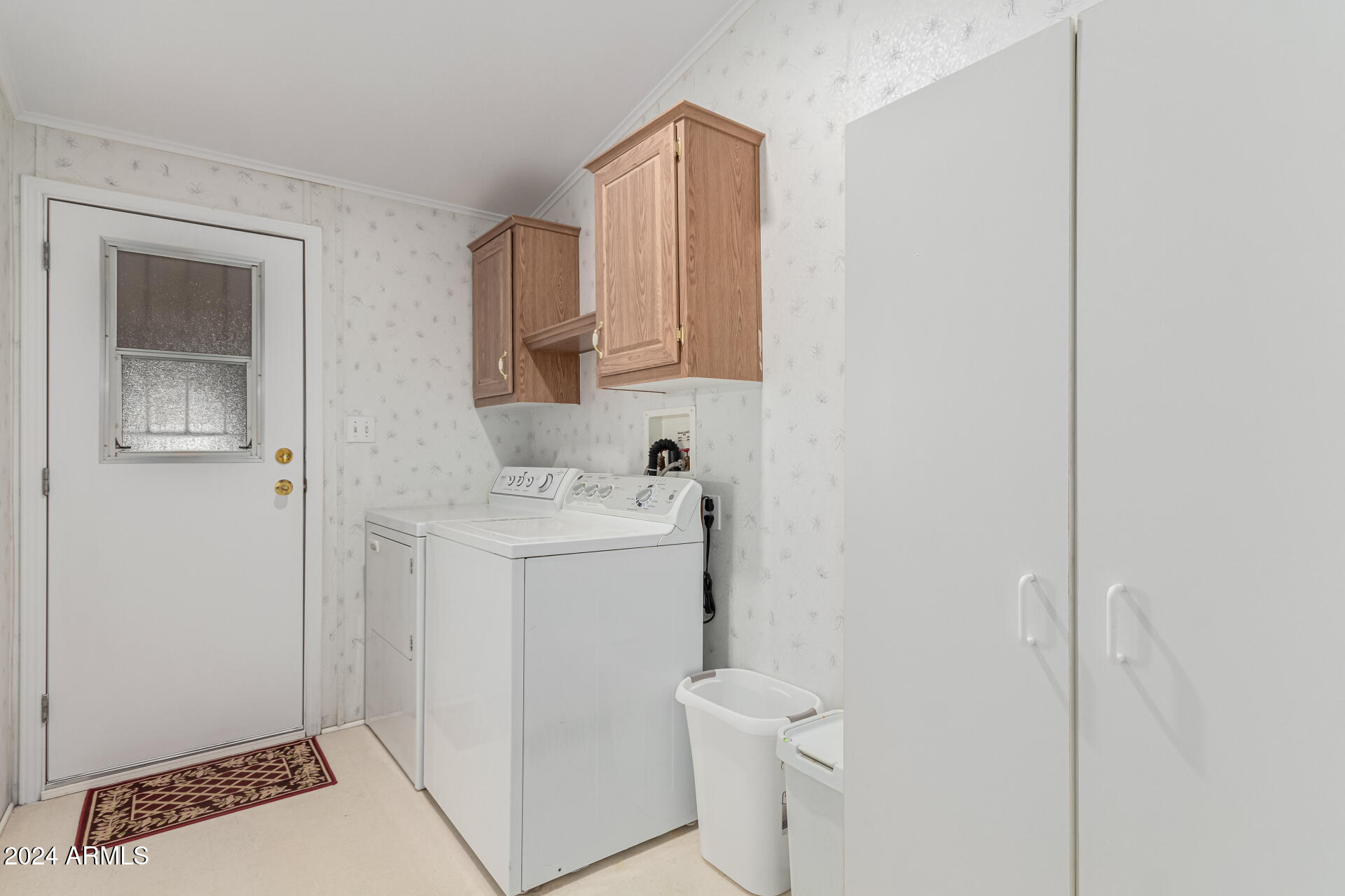 2609 W SOUTHERN Avenue, 52