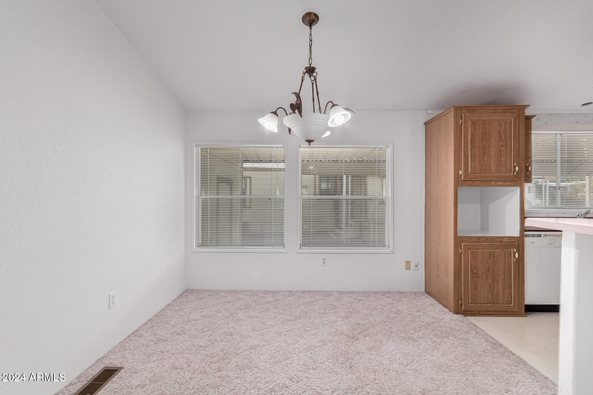 2609 W SOUTHERN Avenue, 52