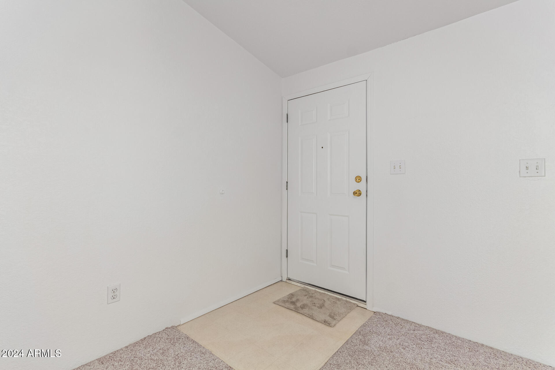 2609 W SOUTHERN Avenue, 52