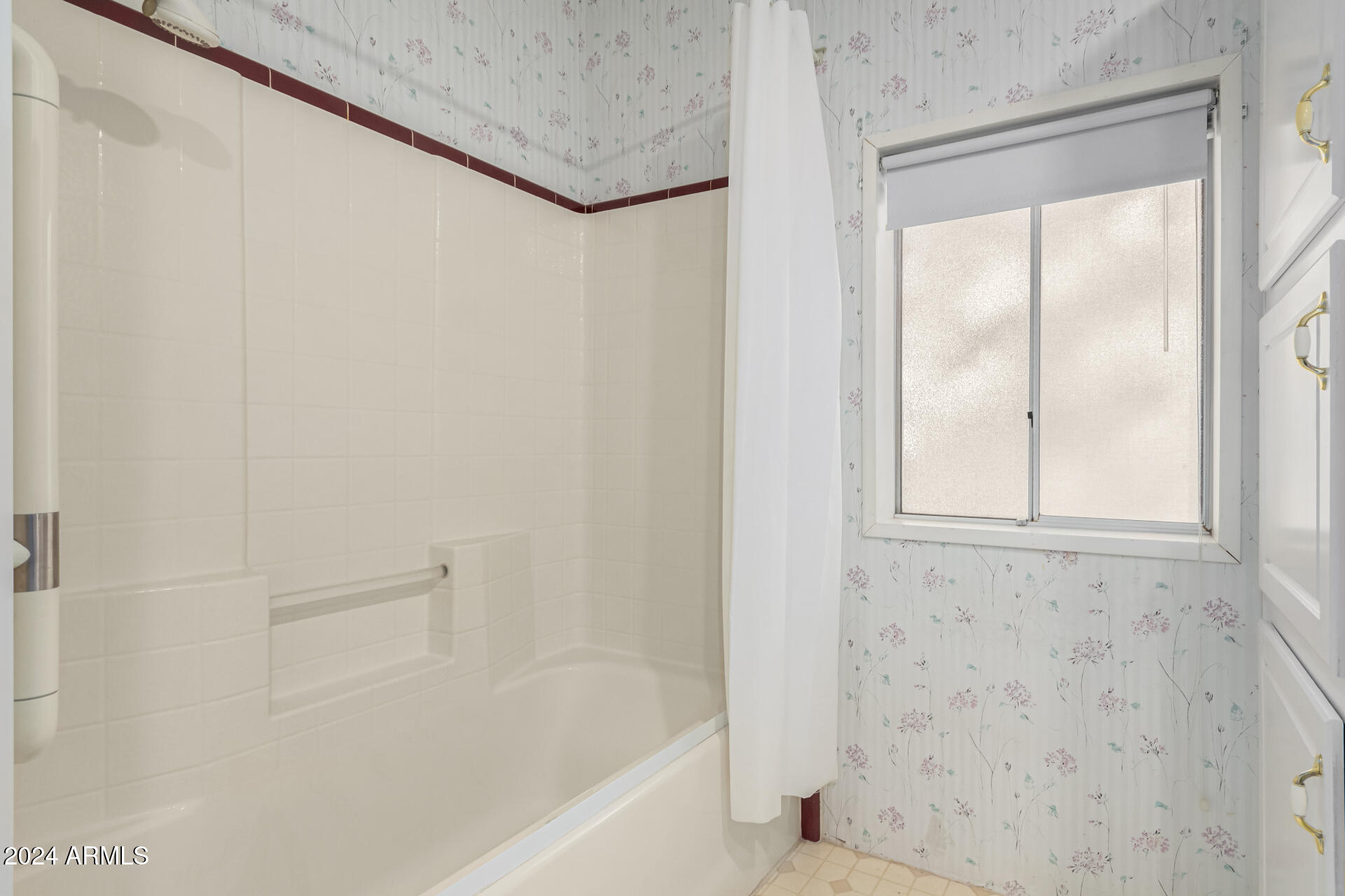 2609 W SOUTHERN Avenue, 52